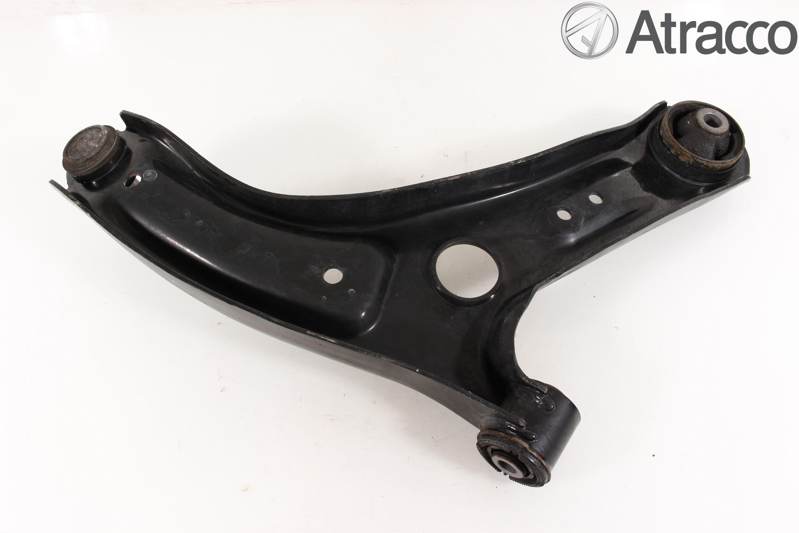 Hyundai i20 GB 15-20 Bärarm Fram Undre Vä