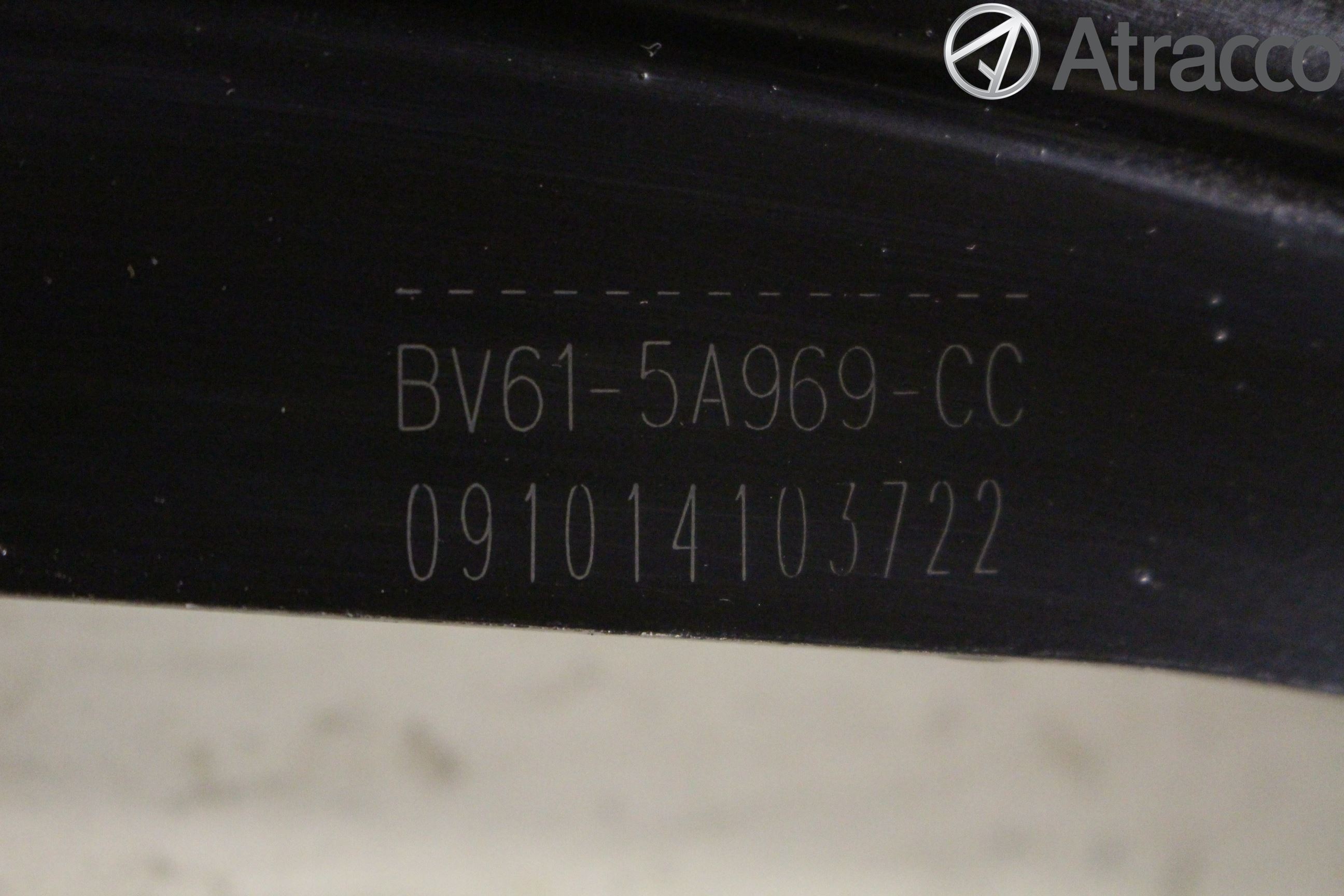 Ford FOCUS 15-18 Bärarm Bak Vänster