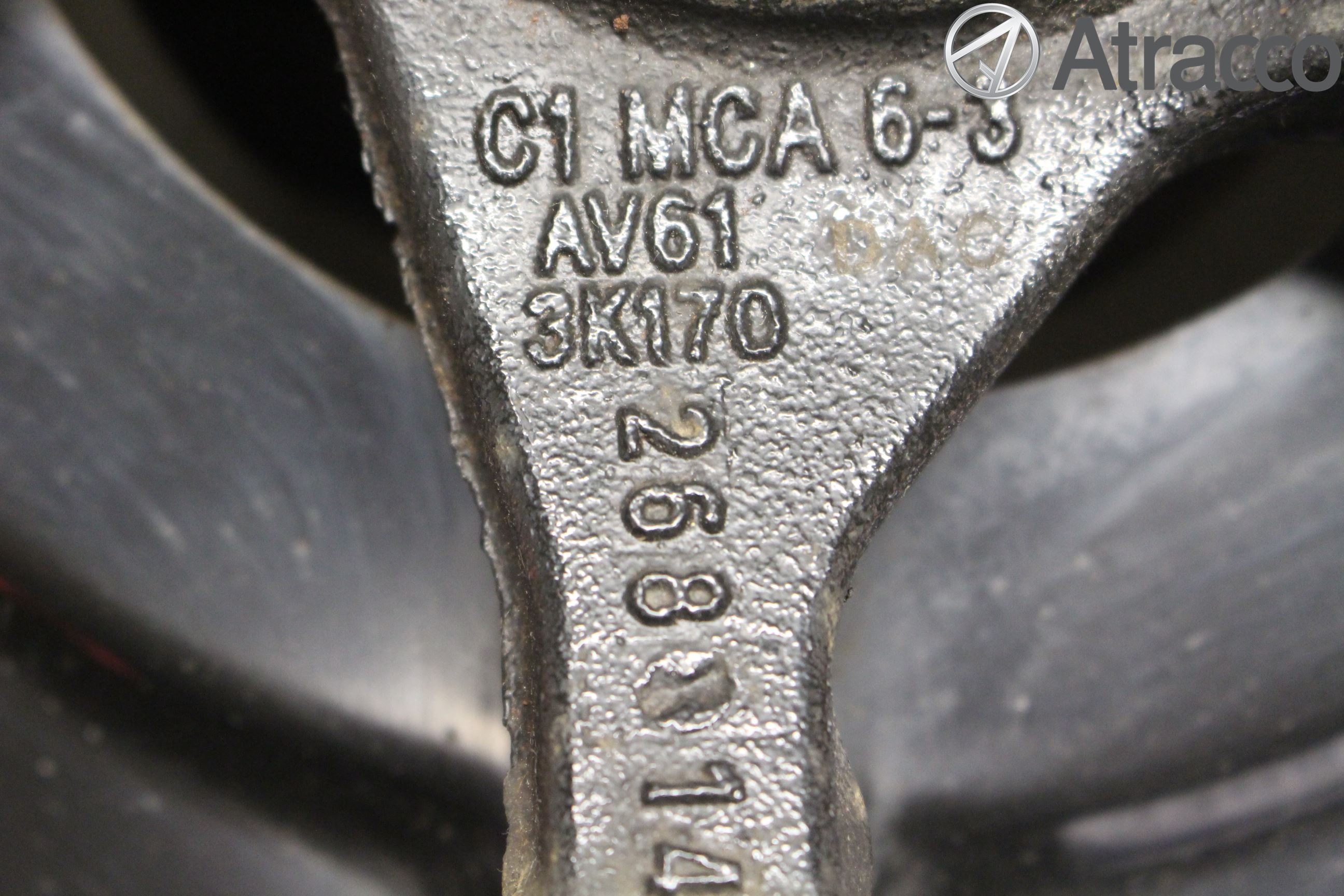Ford FOCUS 15-18 Styrspindel Lagerhus Hö
