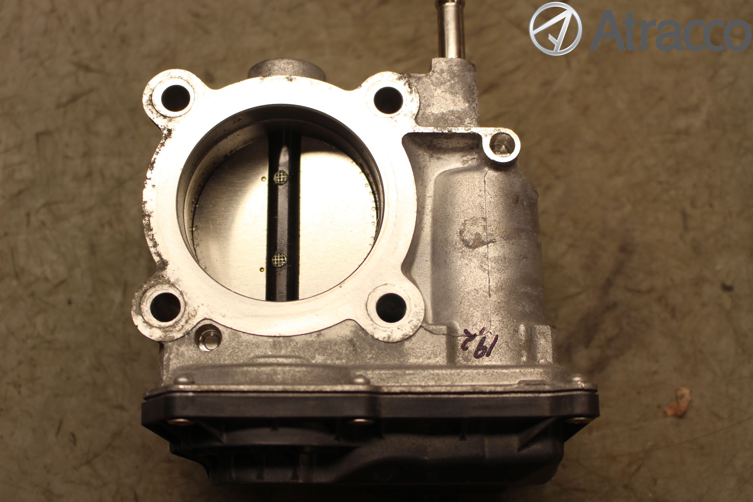 Toyota AURIS 13-19 Injspjällhus