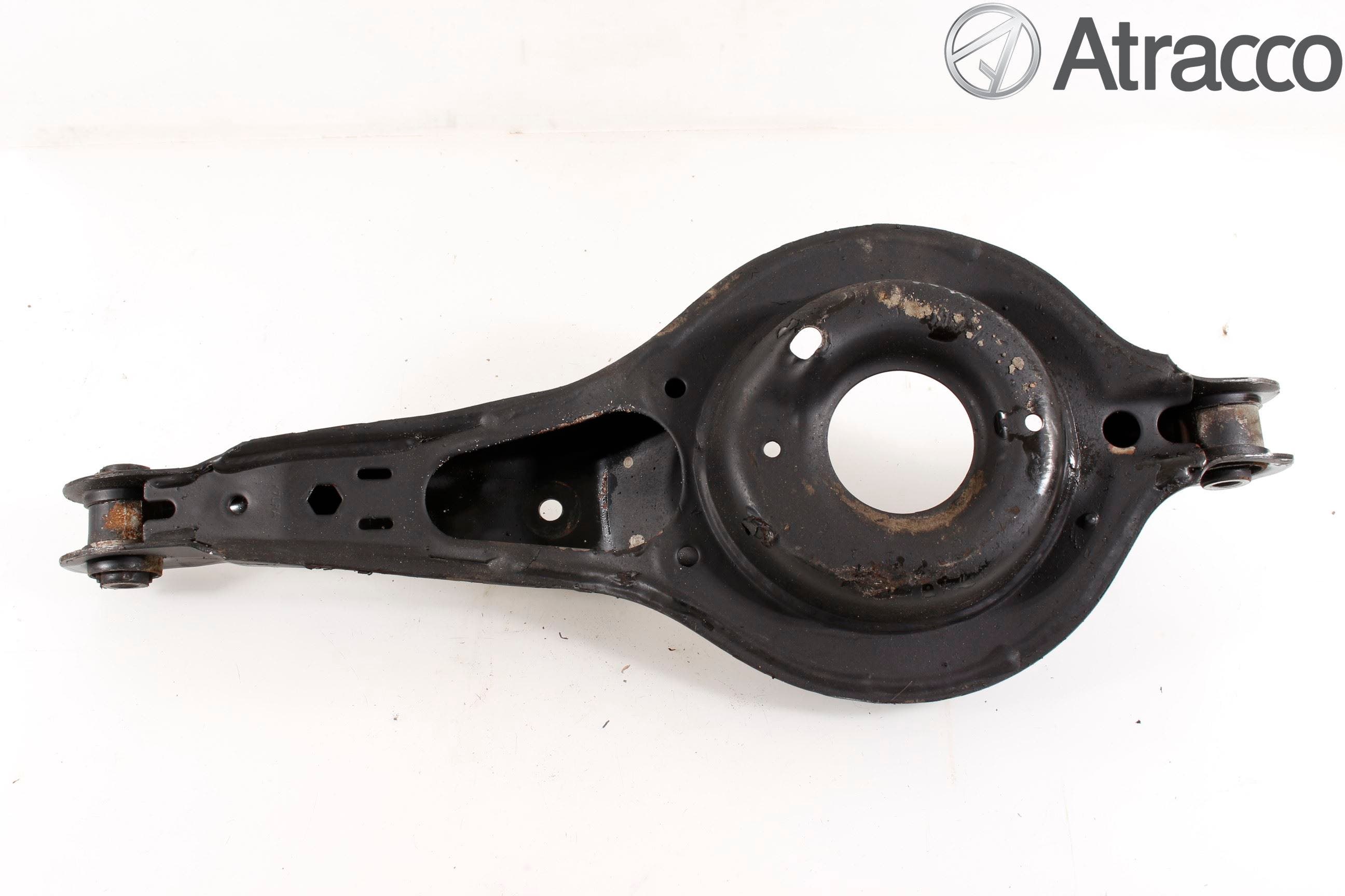 Ford FOCUS 15-18 Bärarm Bak Höger