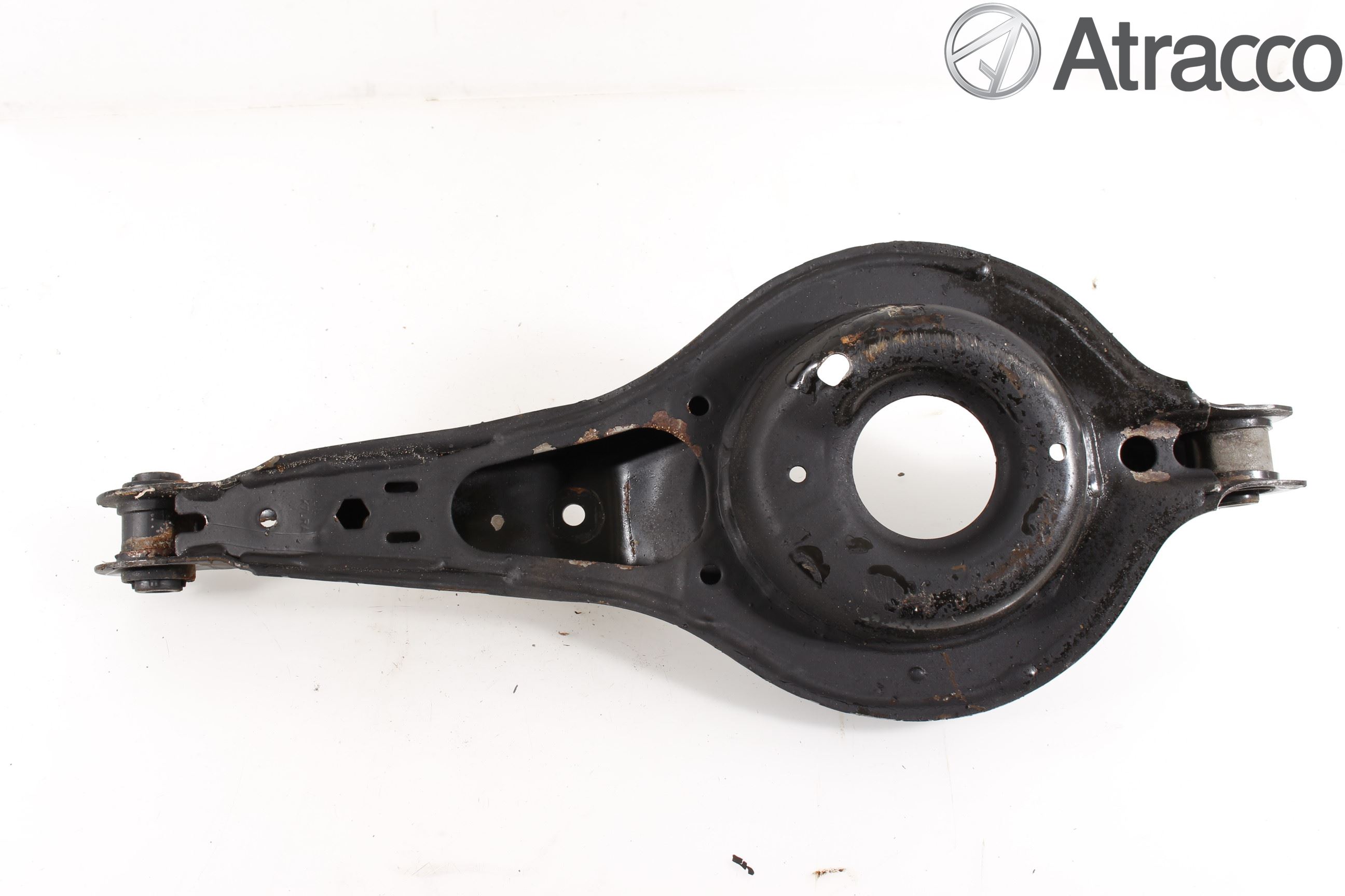 Ford FOCUS 15-18 Bärarm Bak Vänster