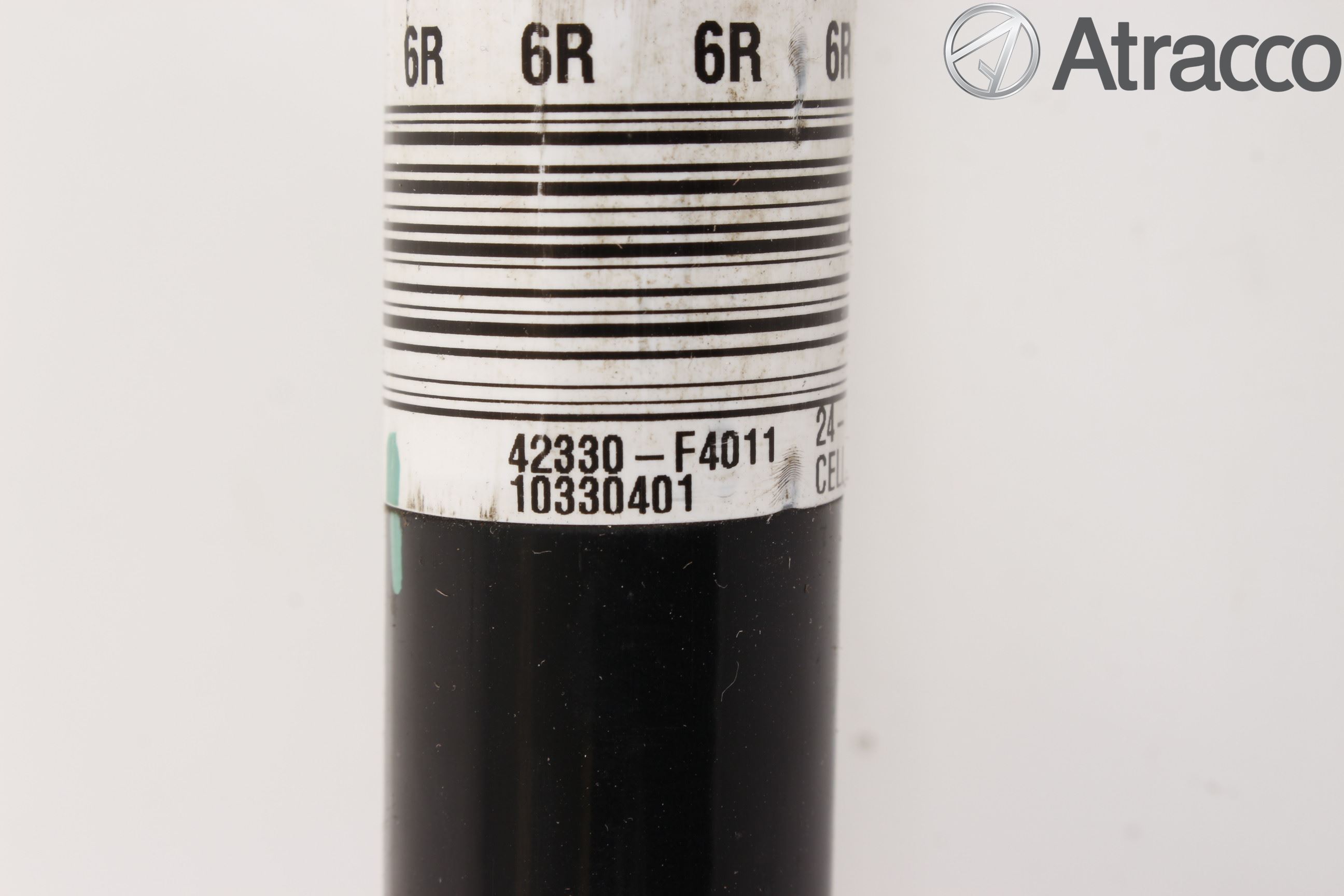 Toyota C-HR 16-23 Drivaxel Bak Höger