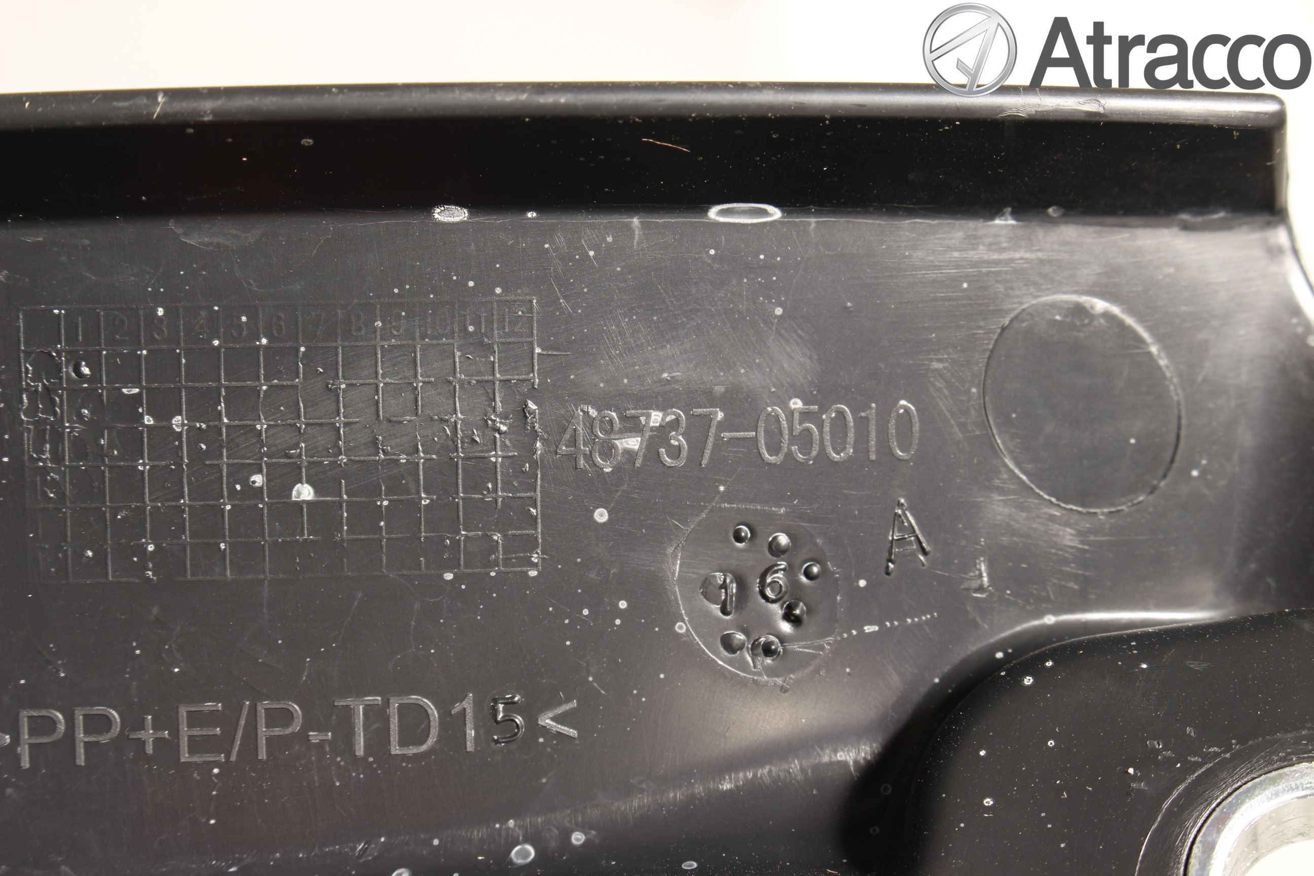 Toyota AVENSIS 16-18 Bärarm Bak Höger