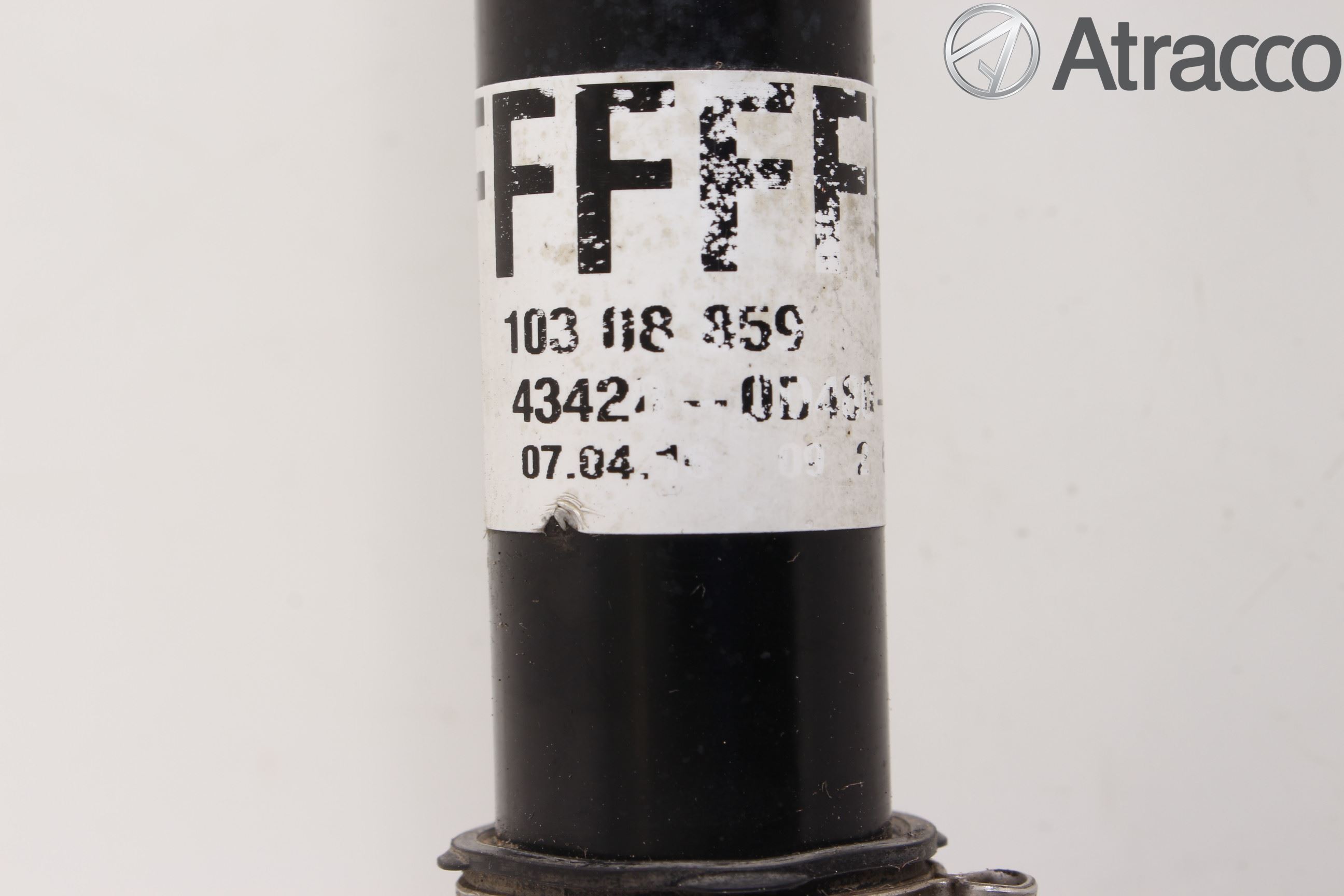 Toyota YARIS XP130 15-20 Drivaxel Fram Vänster