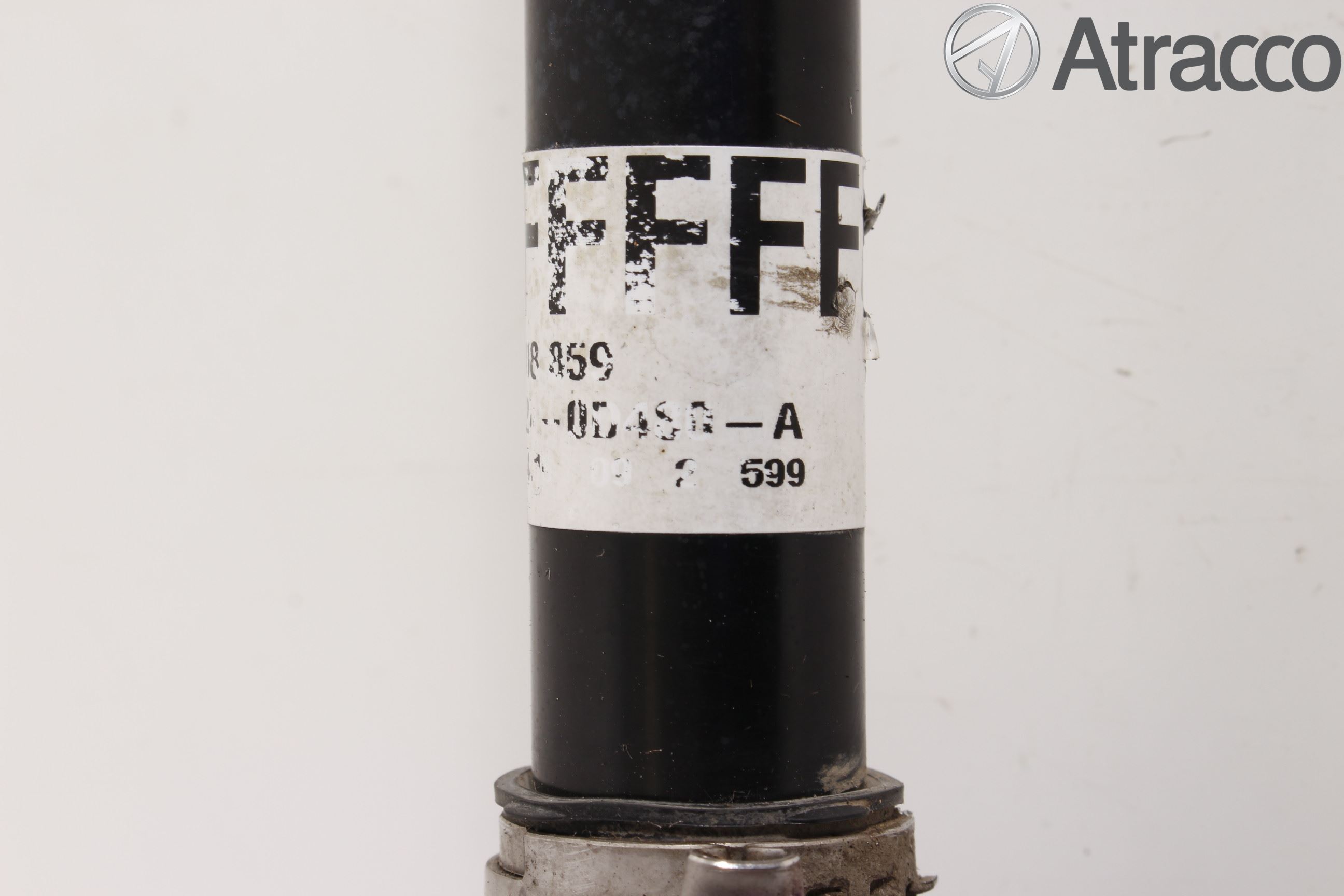 Toyota YARIS XP130 15-20 Drivaxel Fram Vänster