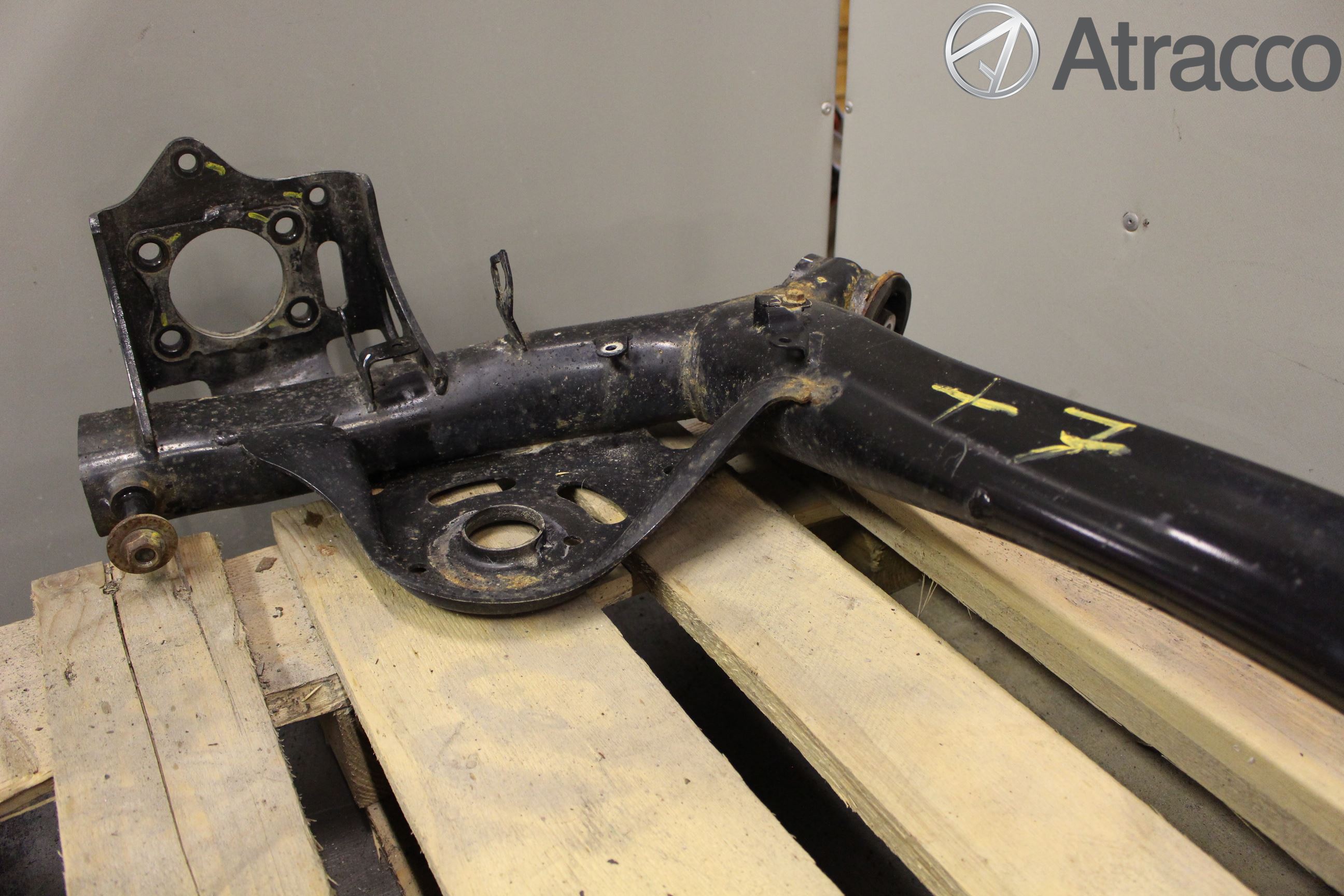 Suzuki SX4 S-CROSS 14-21 Bakaxelbalk