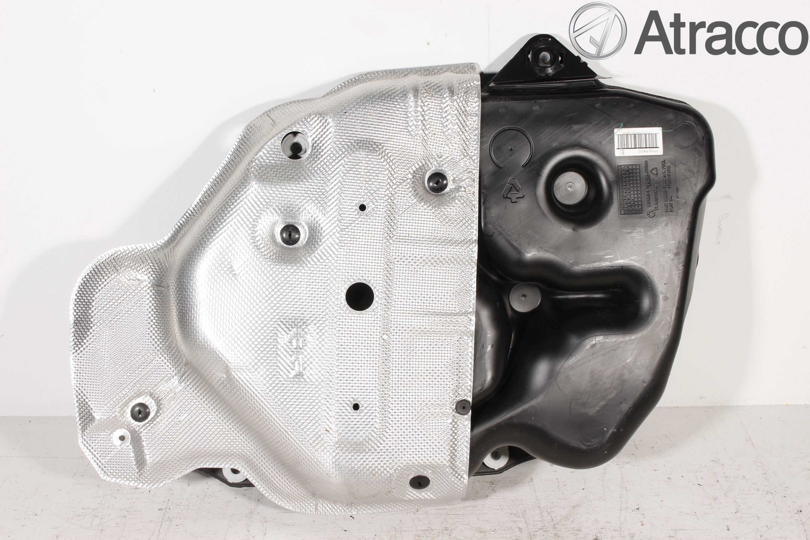 Toyota C-HR 16-23 Bränsletank Insprutning