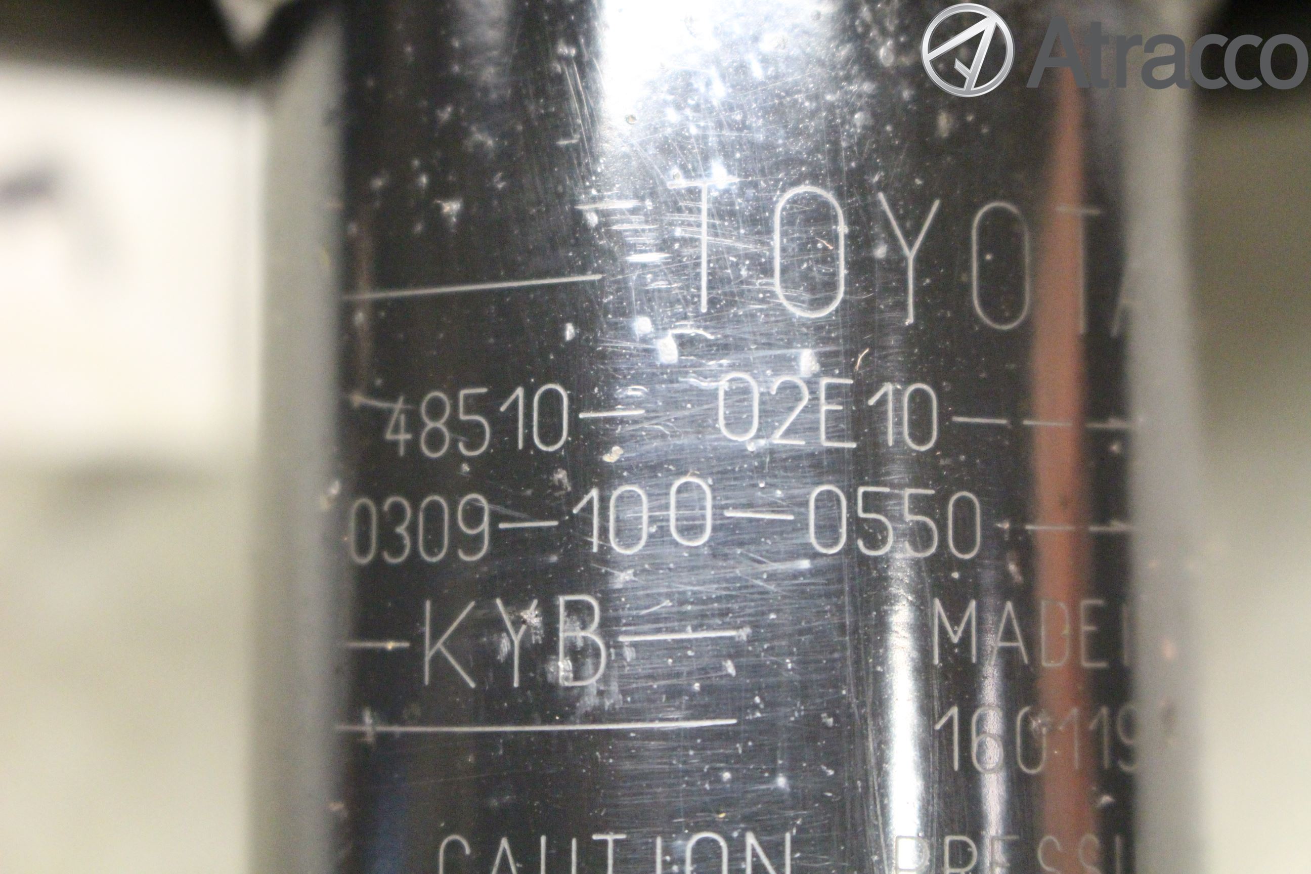 Toyota AURIS 13-19 Fjäderben Fram Höger