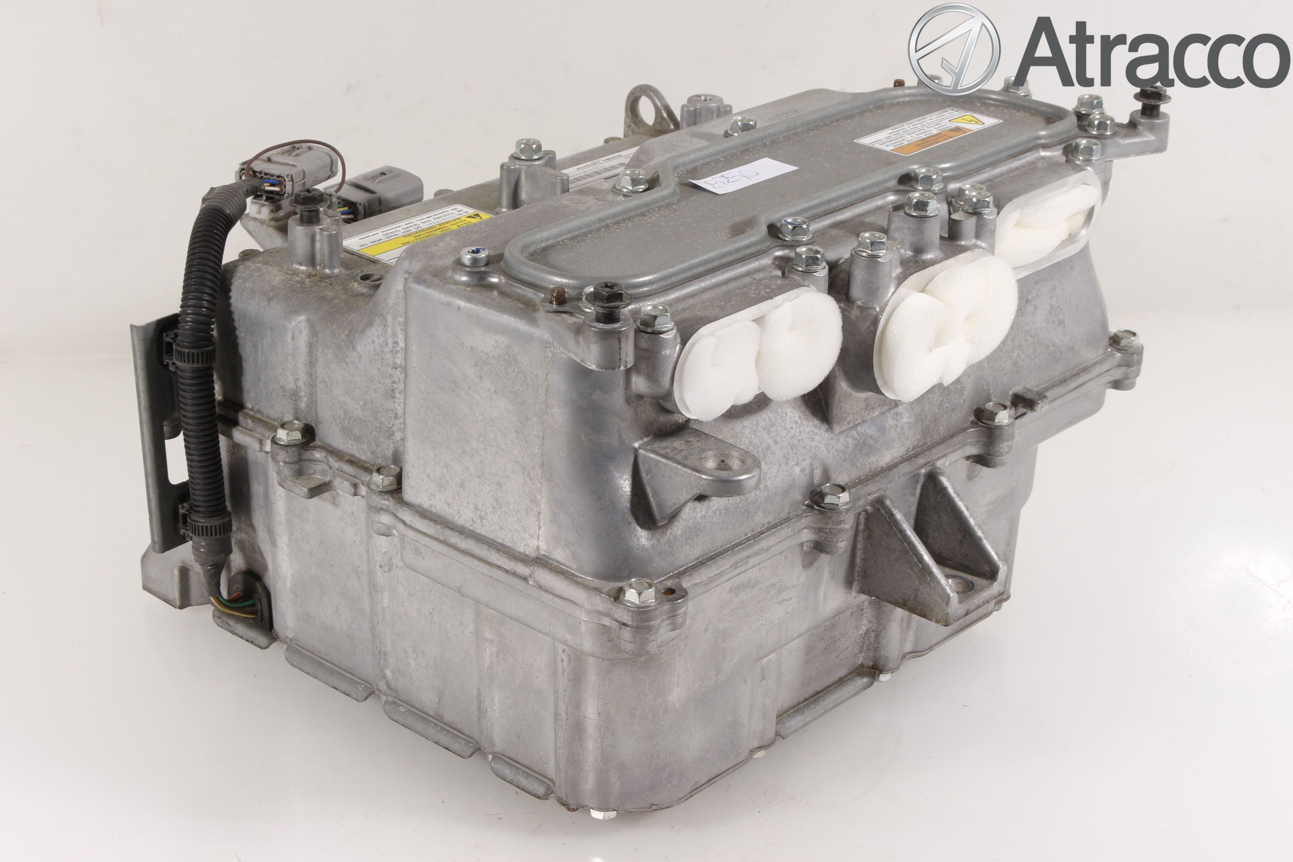 Mitsubishi OUTLANDER 13-21 Hybridconverter