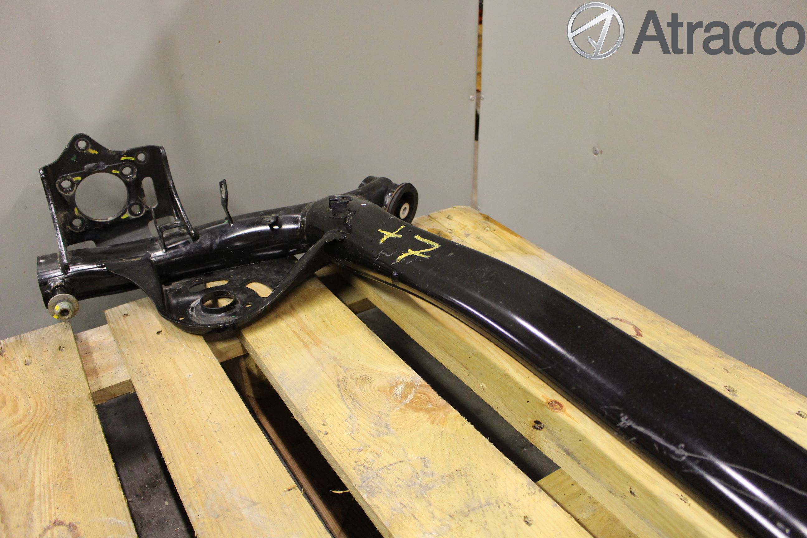 Suzuki VITARA 15- Bakaxelbalk