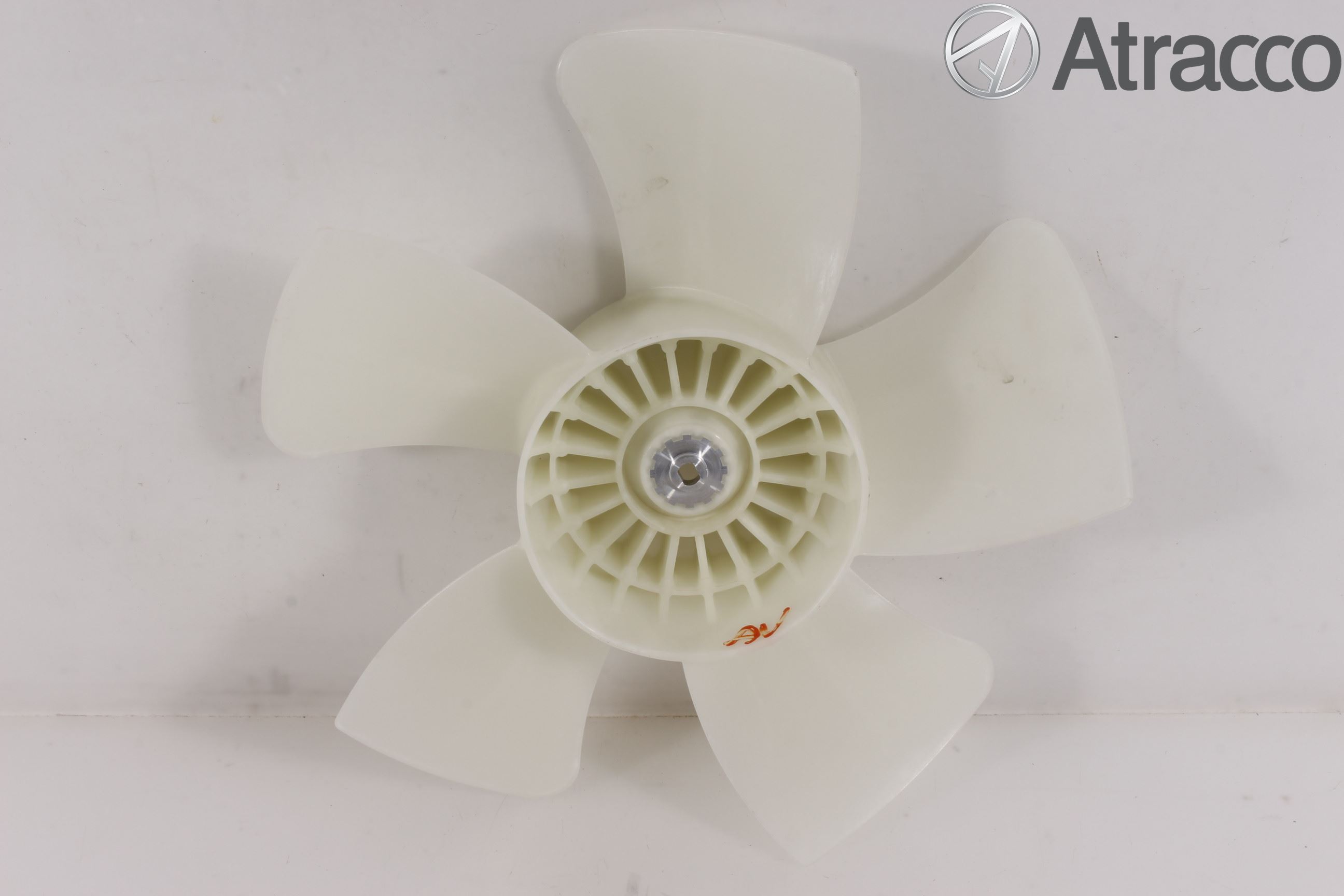 Suzuki VITARA 15- Kylfläkt-Vinge