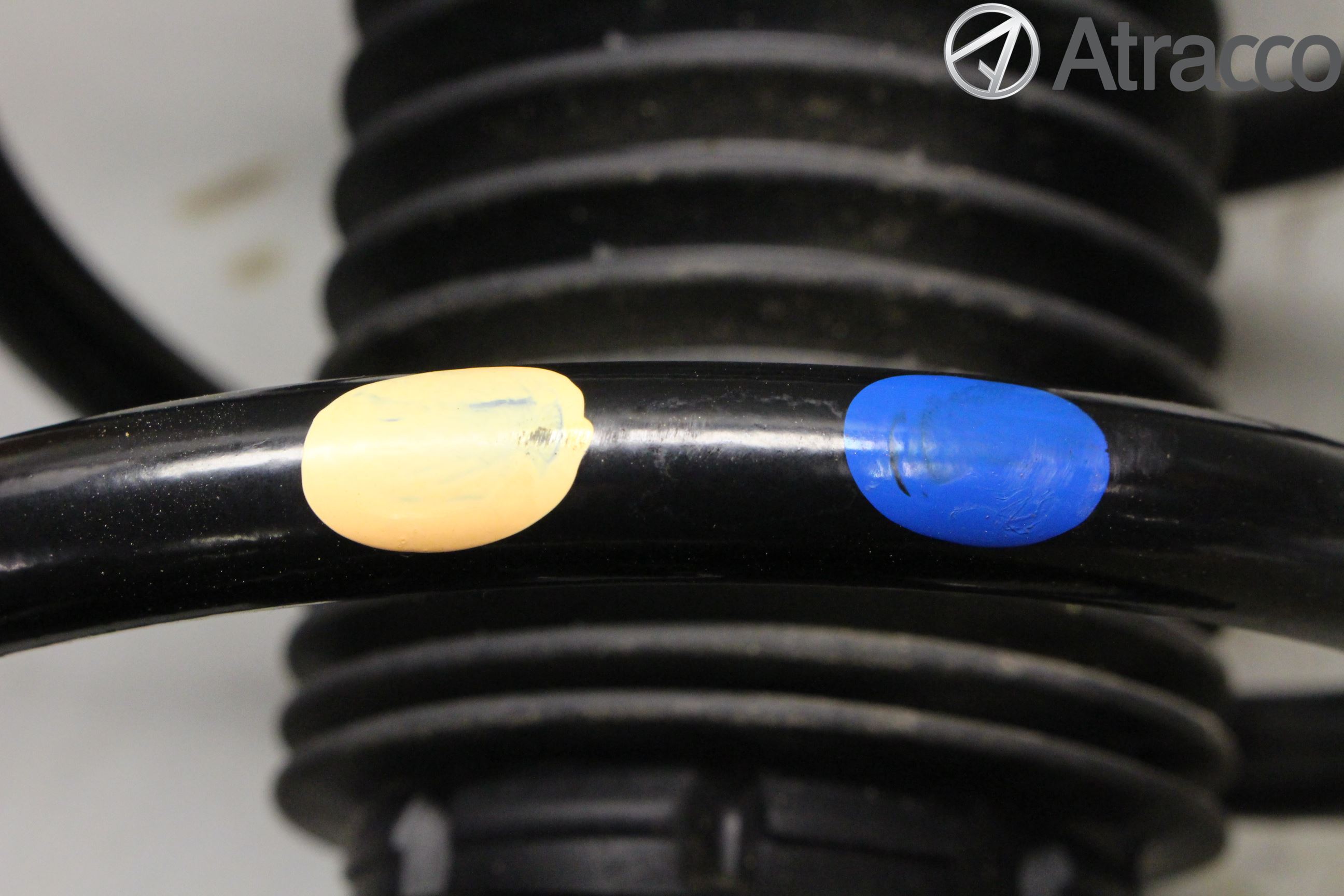 Mazda 3 III 14-19 Fjäderben Fram Höger