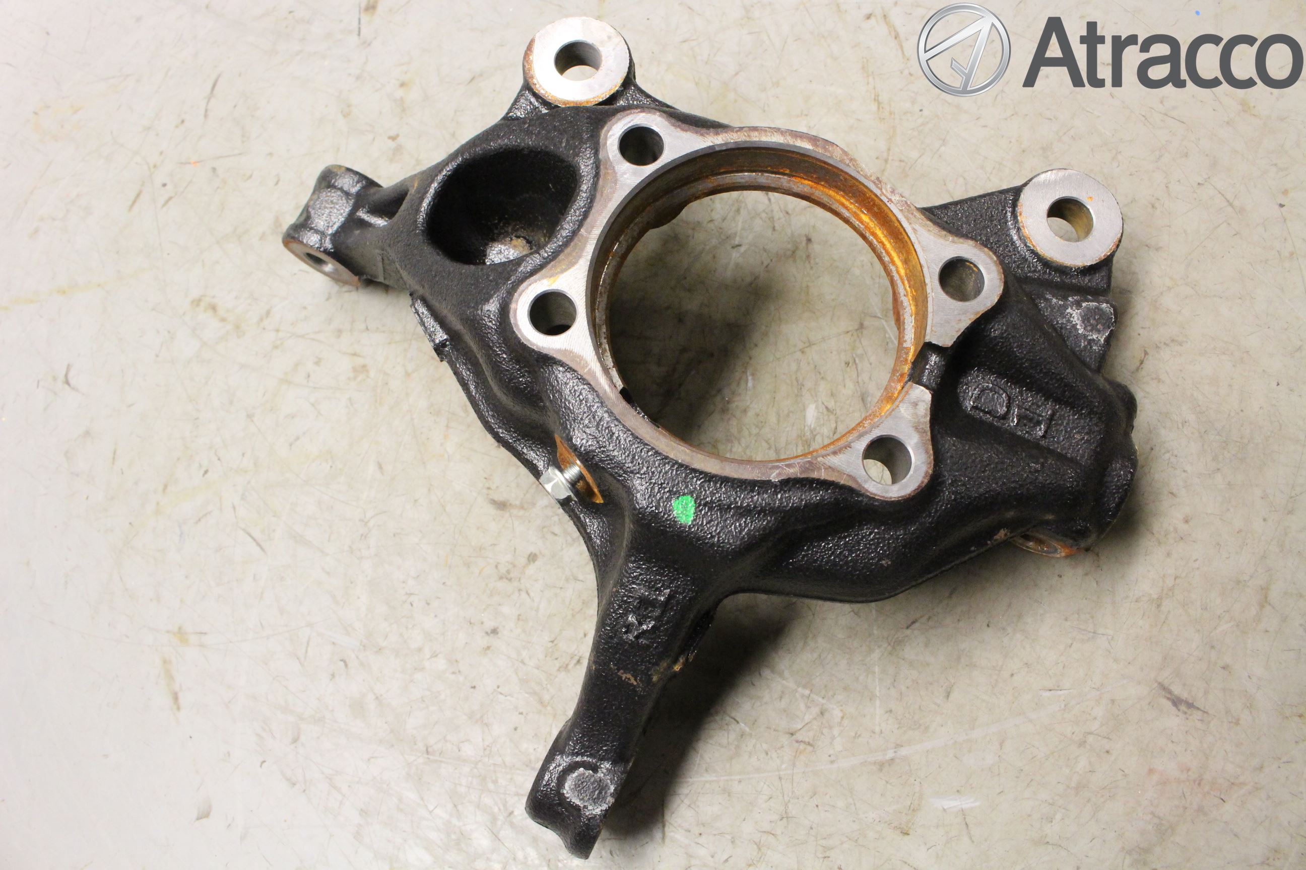 Mazda CX-3 Styrspindel Lagerhus Hö