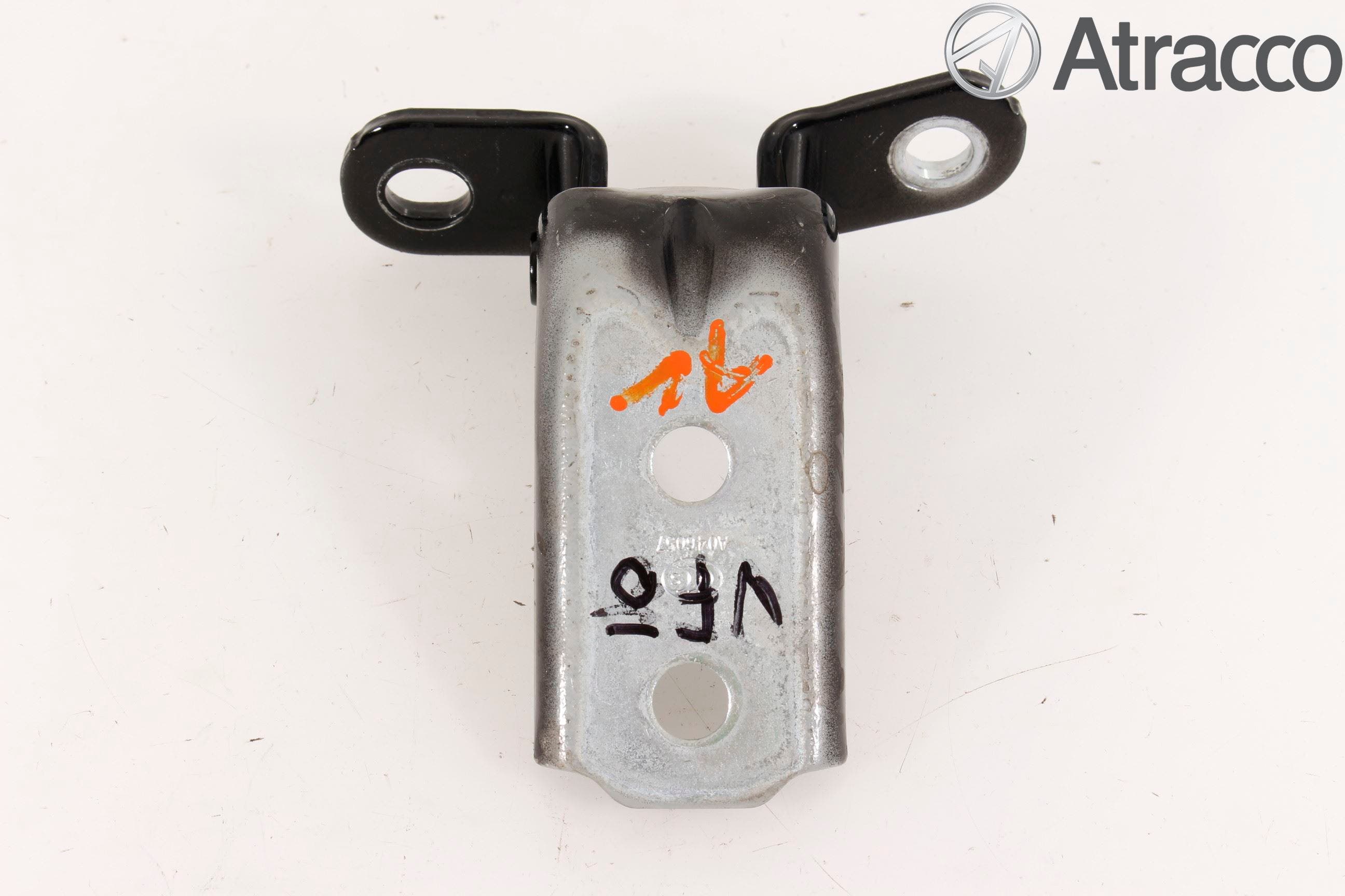 Hyundai i20 GB 15-20 Dörrgångjärn