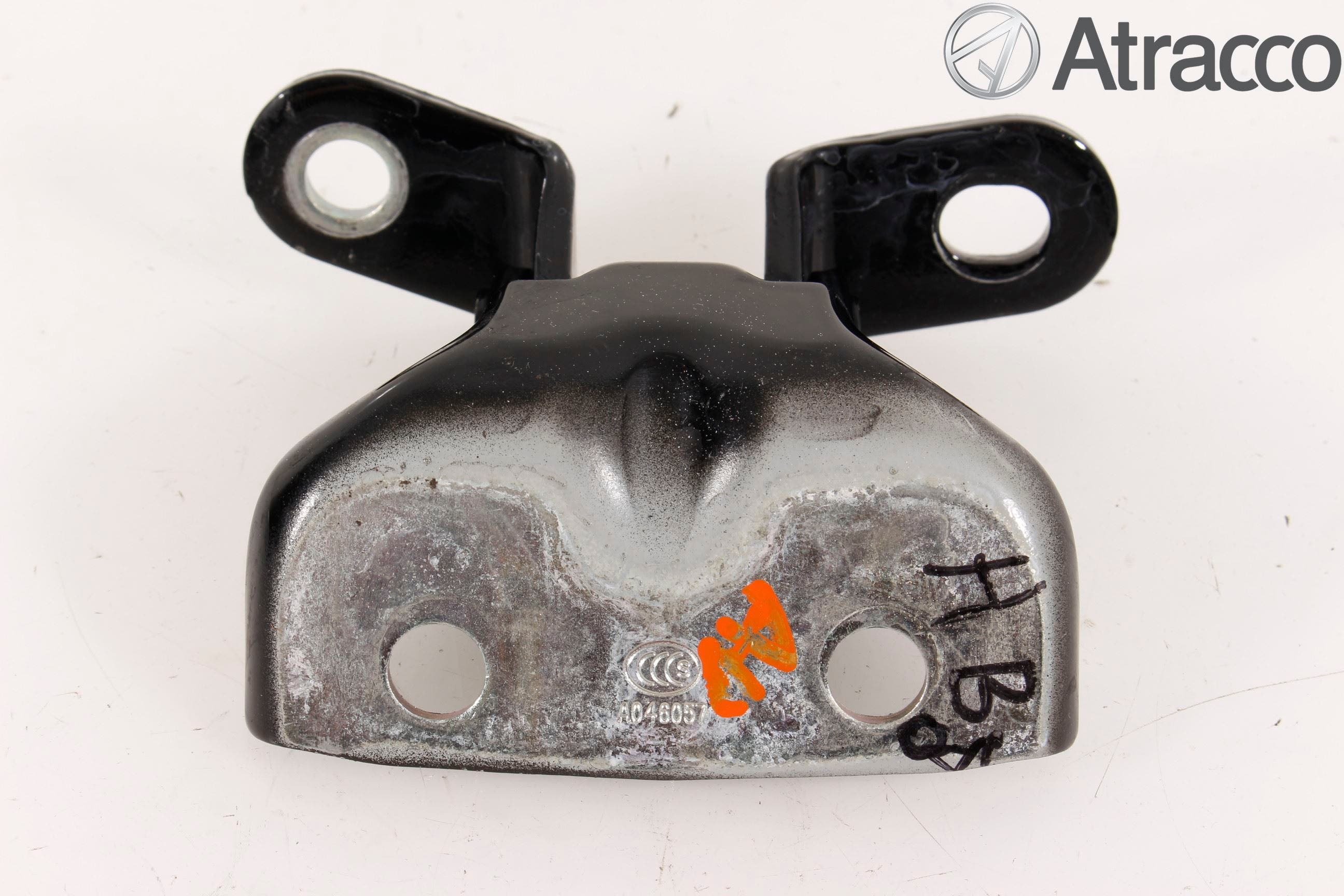 Hyundai i20 GB 15-20 Dörrgångjärn