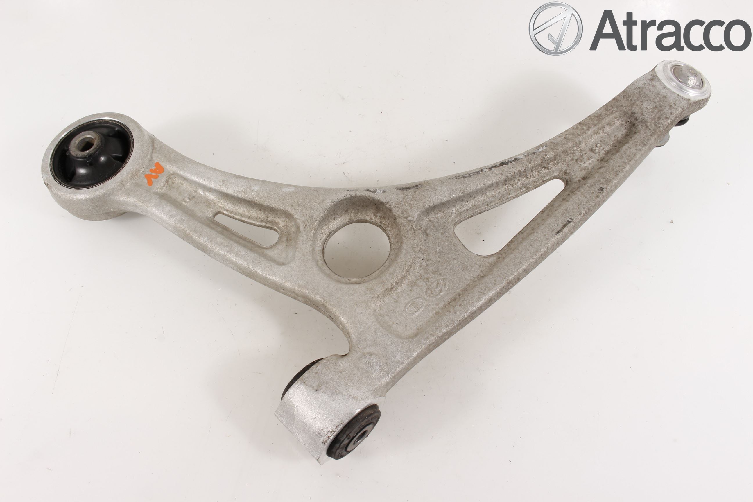 Hyundai IONIQ AE 17-22 Bärarm Fram Undre Hö