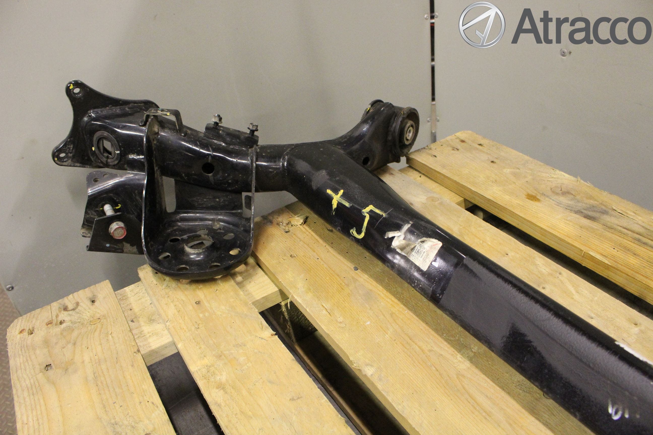 Hyundai i20 GB 15-20 Bakaxelbalk