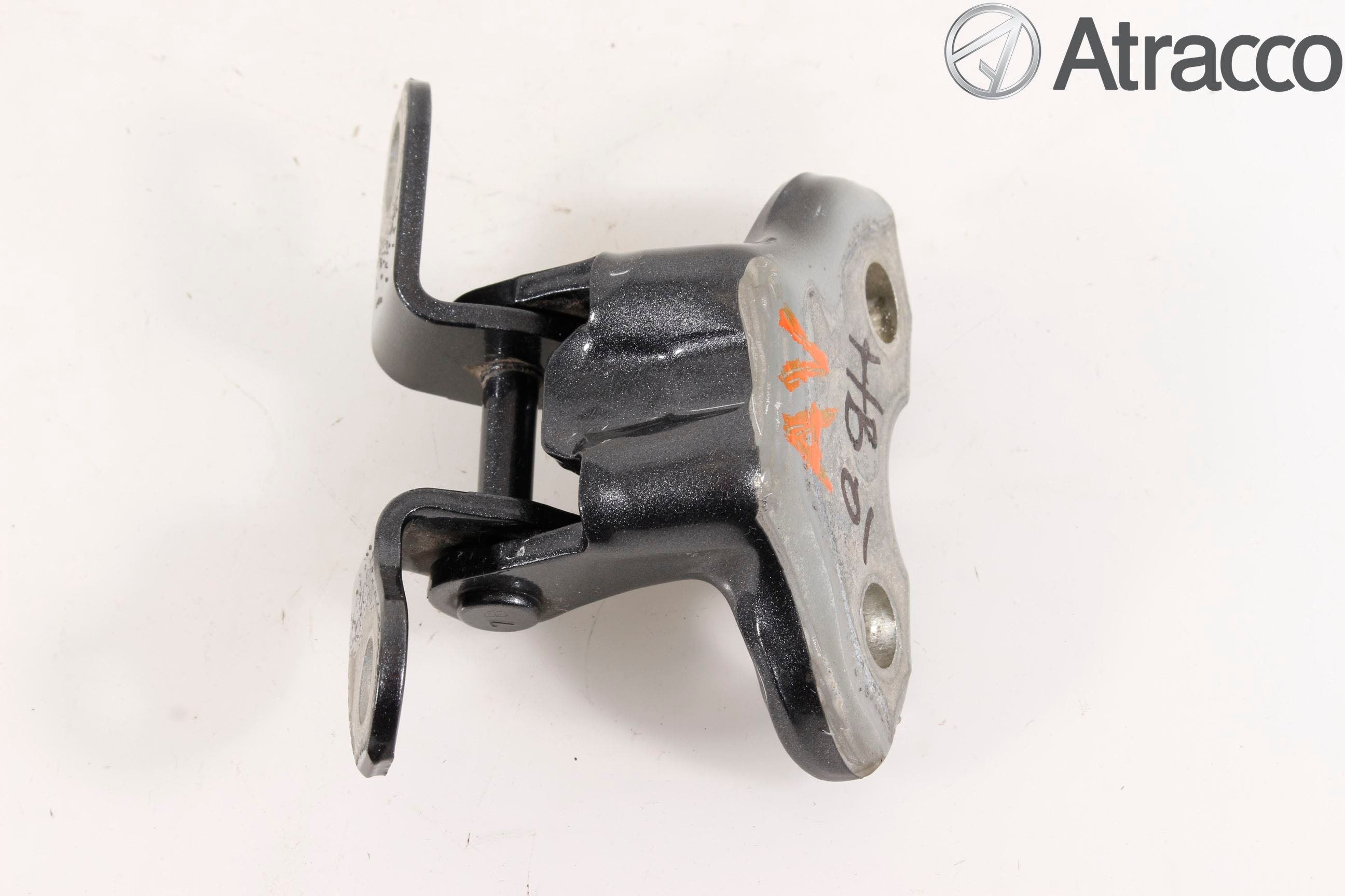 Toyota VERSO 09-18 Dörrgångjärn