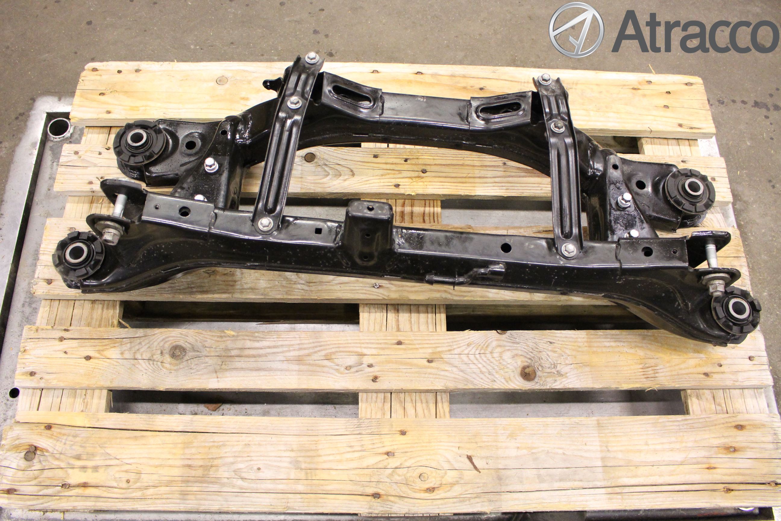 Toyota AURIS 13-19 Bakaxelbalk