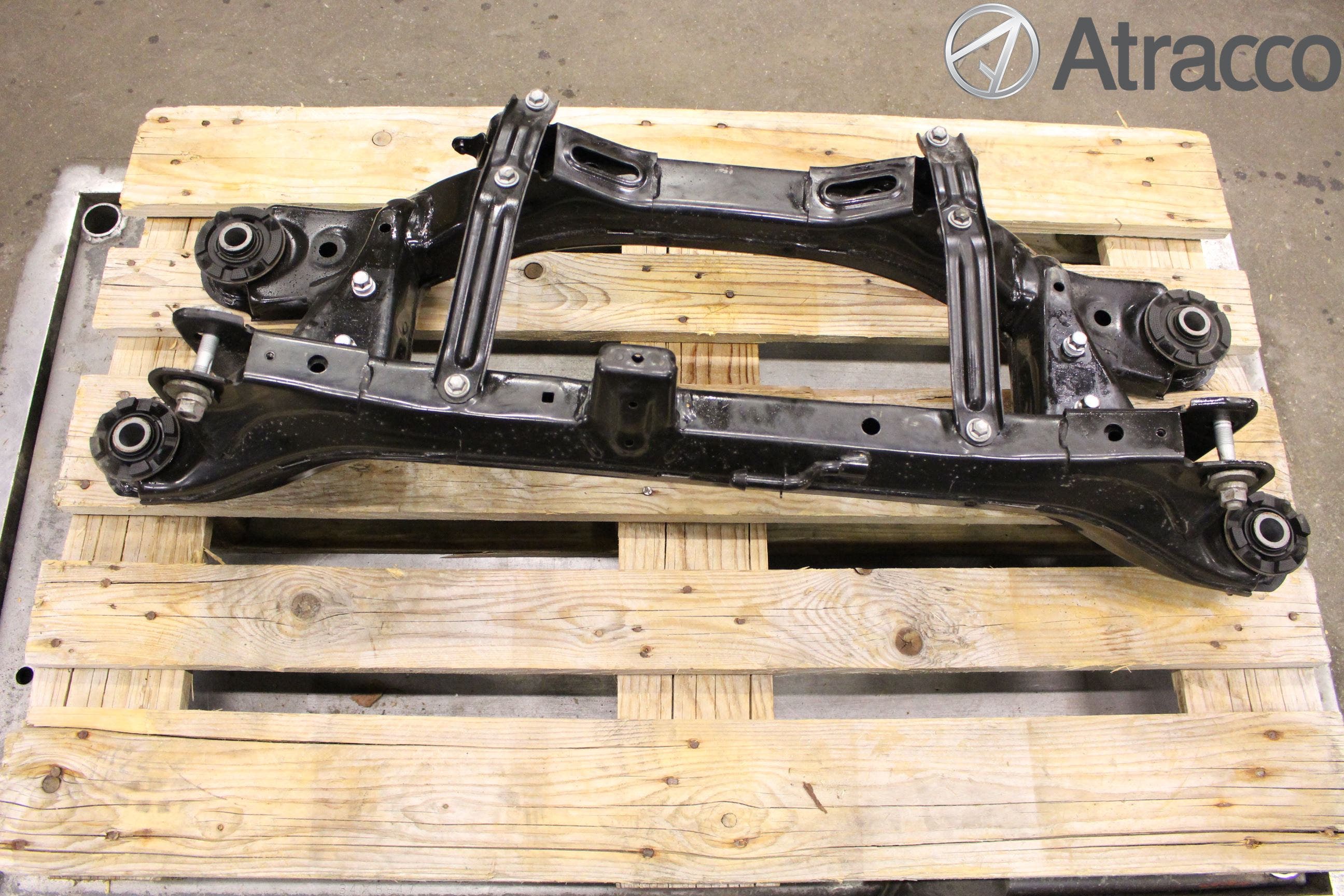 Toyota AURIS 13-19 Bakaxelbalk