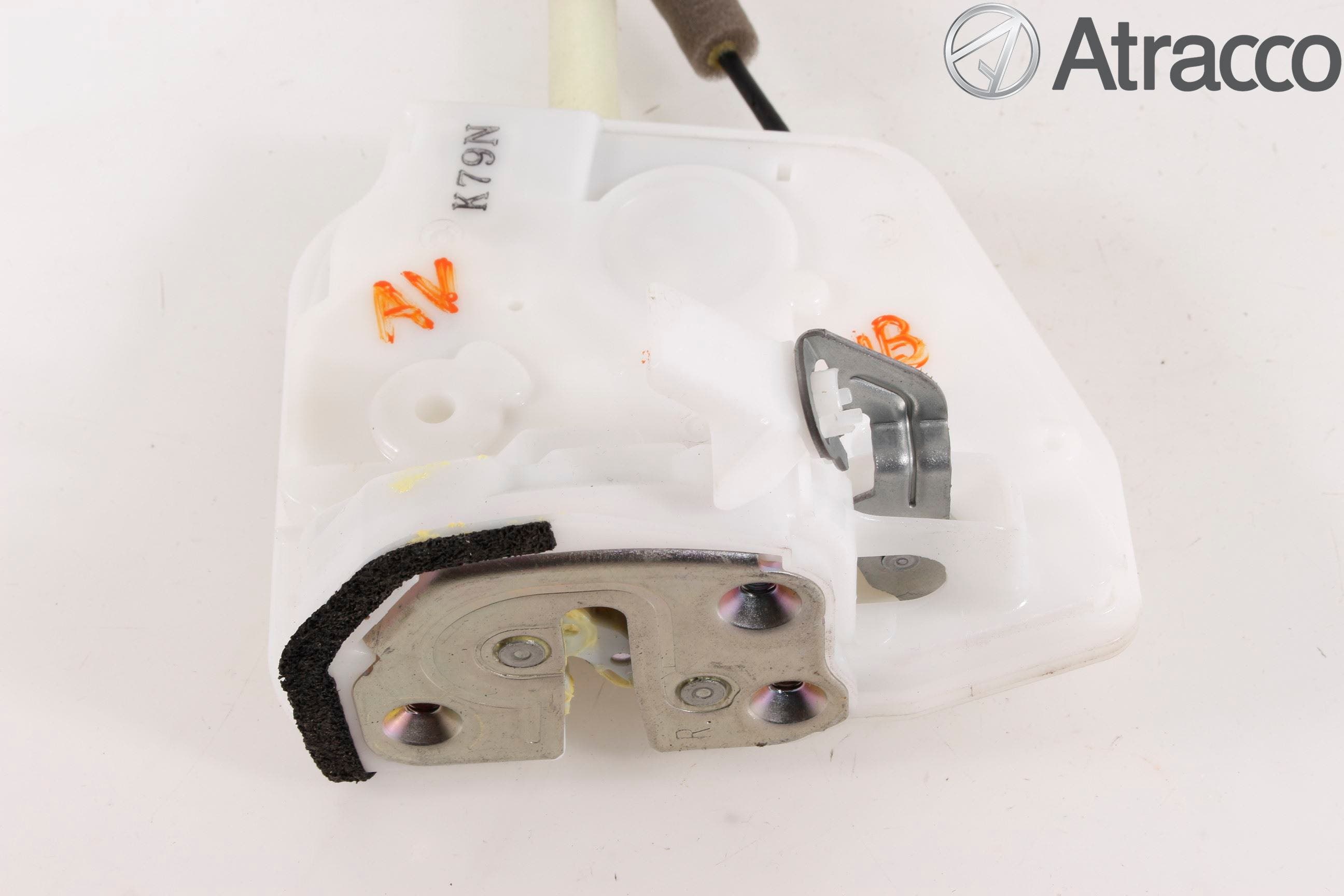 Mazda CX-3 Låskista-Dörrlås