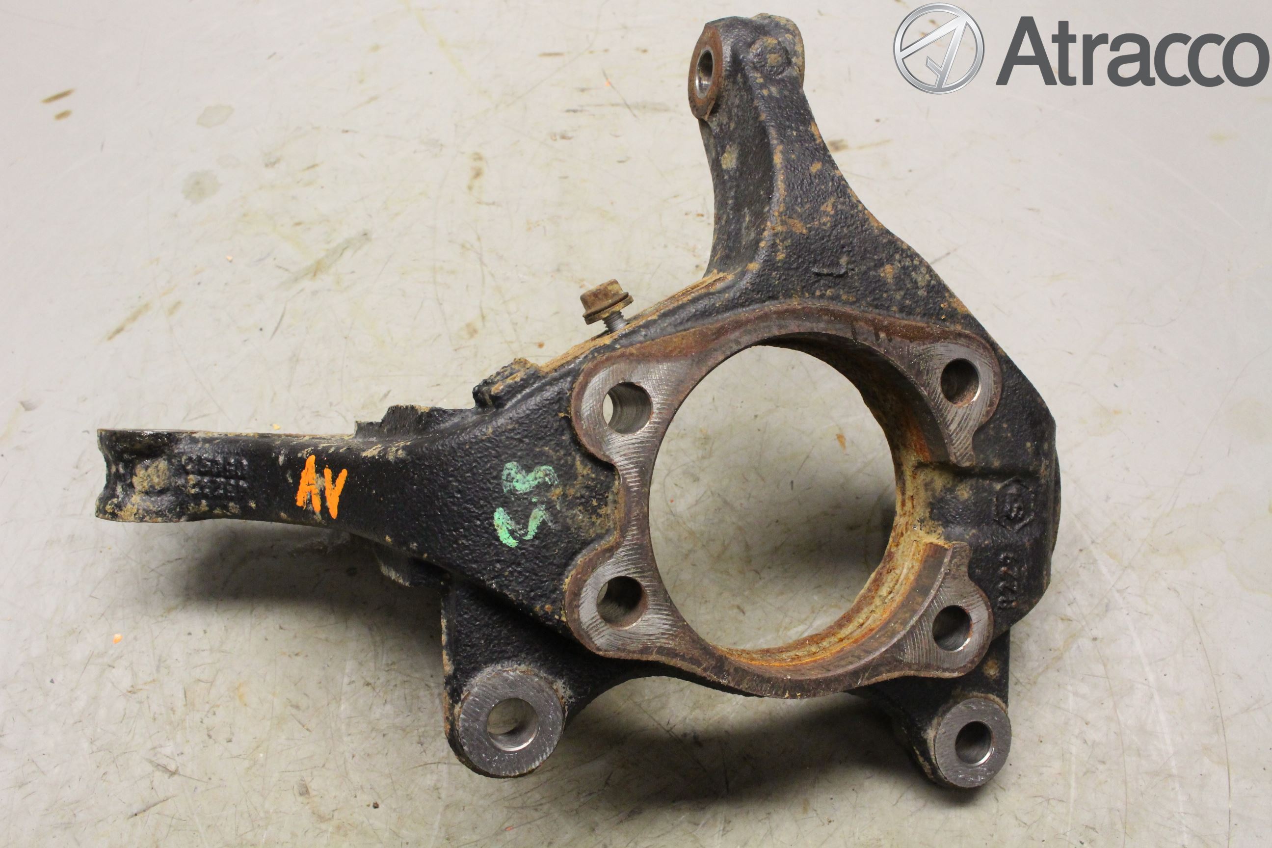 Toyota AURIS 13-19 Styrspindel Lagerhus Vä