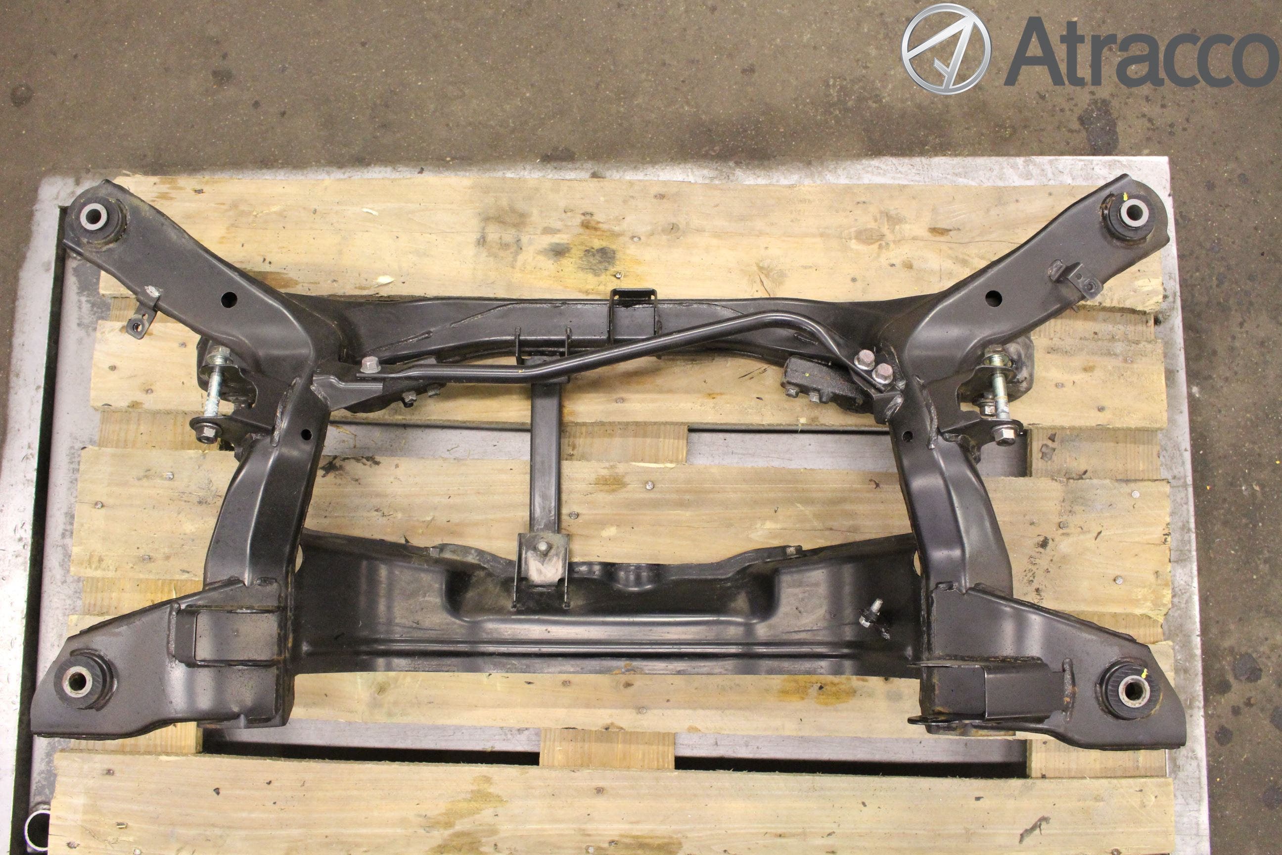 Mitsubishi OUTLANDER 13-21 Bakaxelbalk