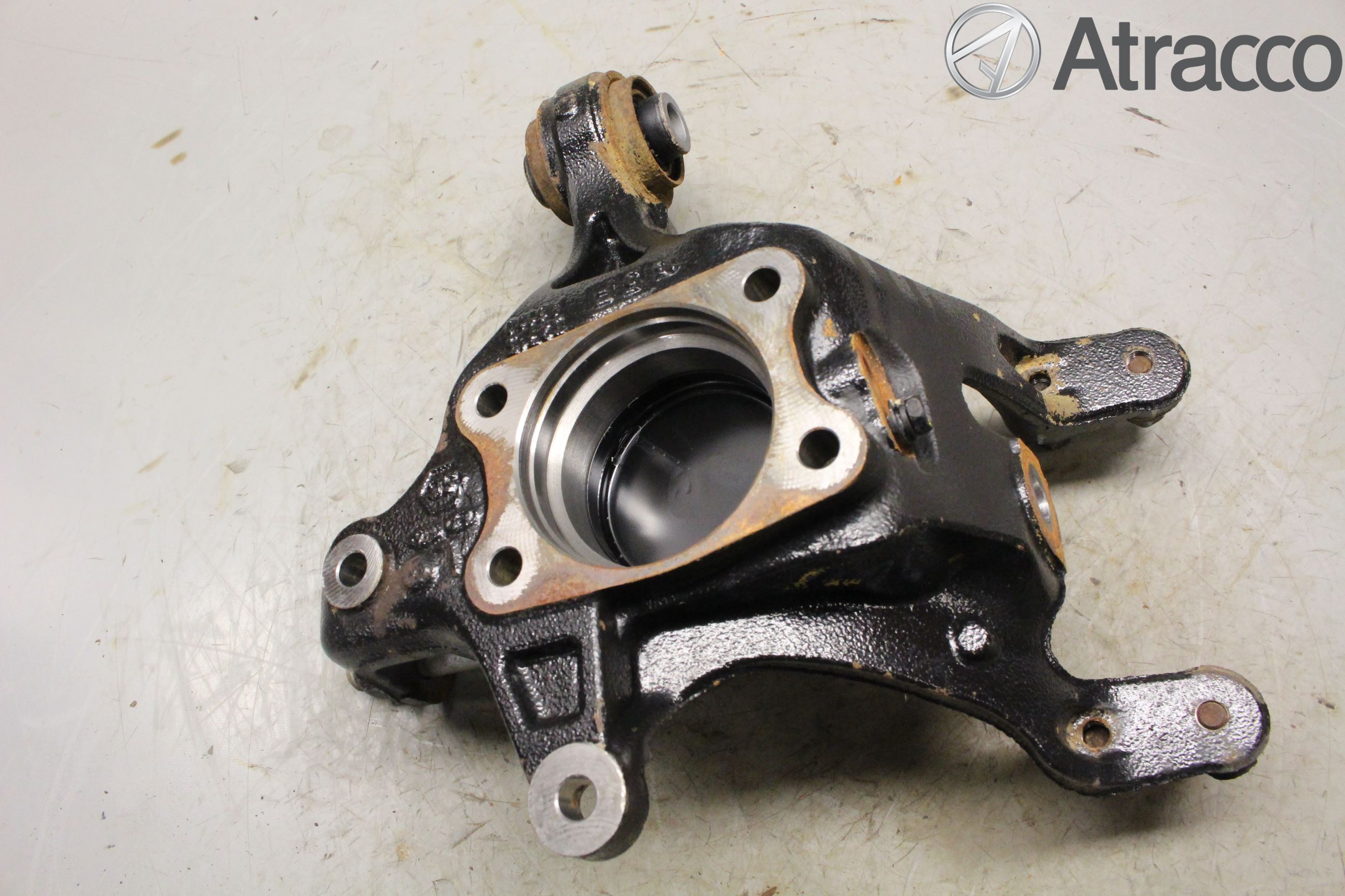 Hyundai i30 GD 13-17 Hjullagerhus-Spindel Vä B