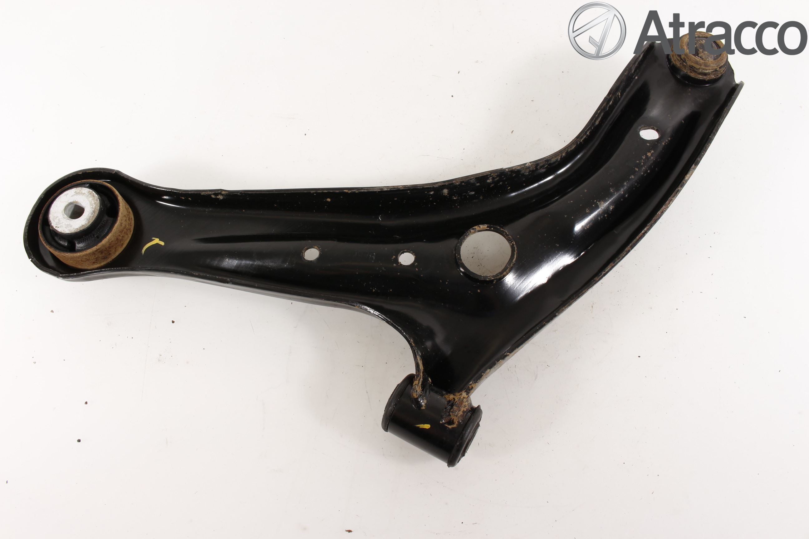 Ford FIESTA 13-17 Bärarm Fram Undre Hö