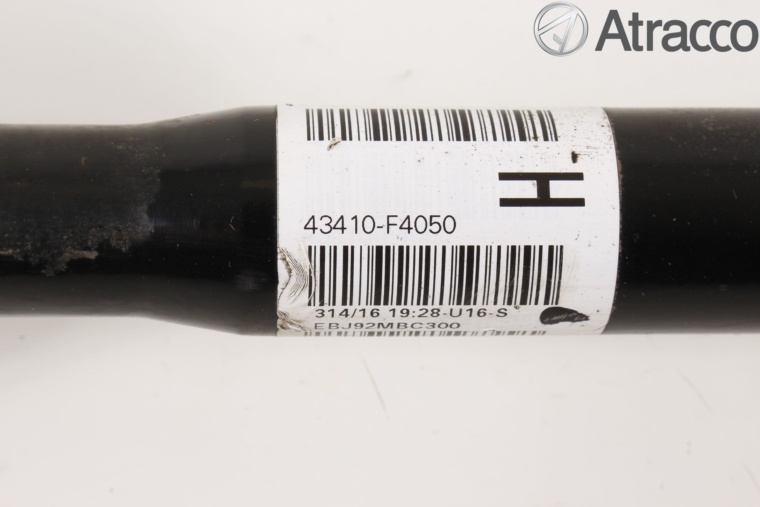 Toyota C-HR 16-23 Drivaxel Fram Höger