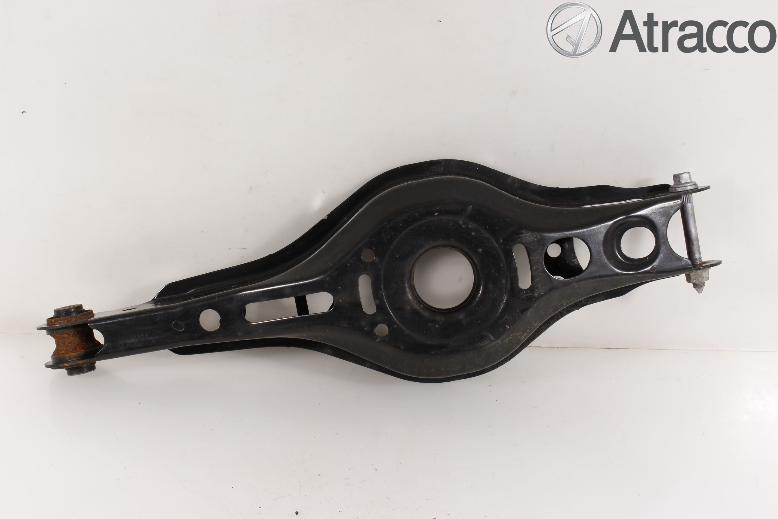 Toyota C-HR 16-23 Bärarm Bak Höger