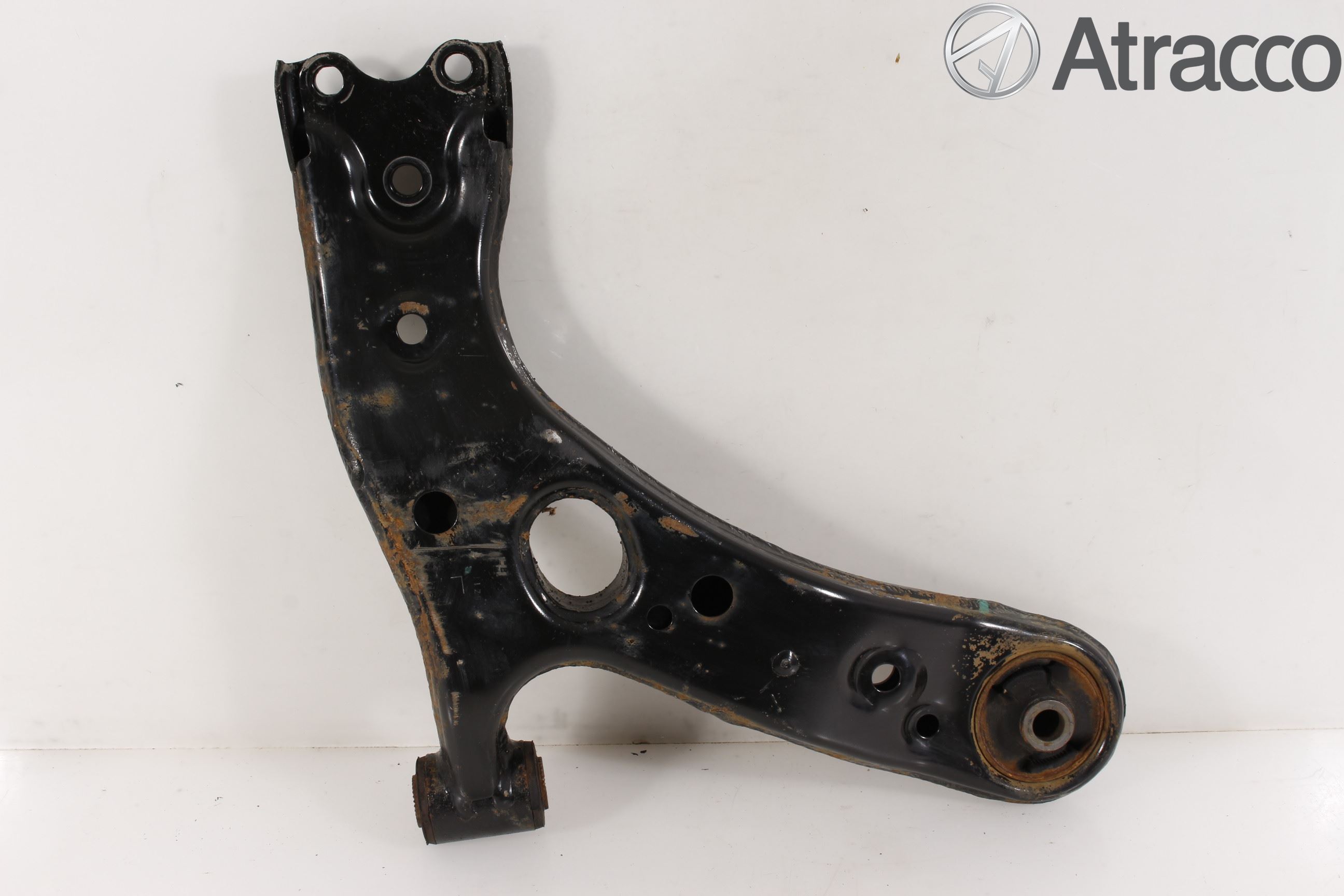 Toyota AURIS 13-19 Bärarm Fram Undre Vä