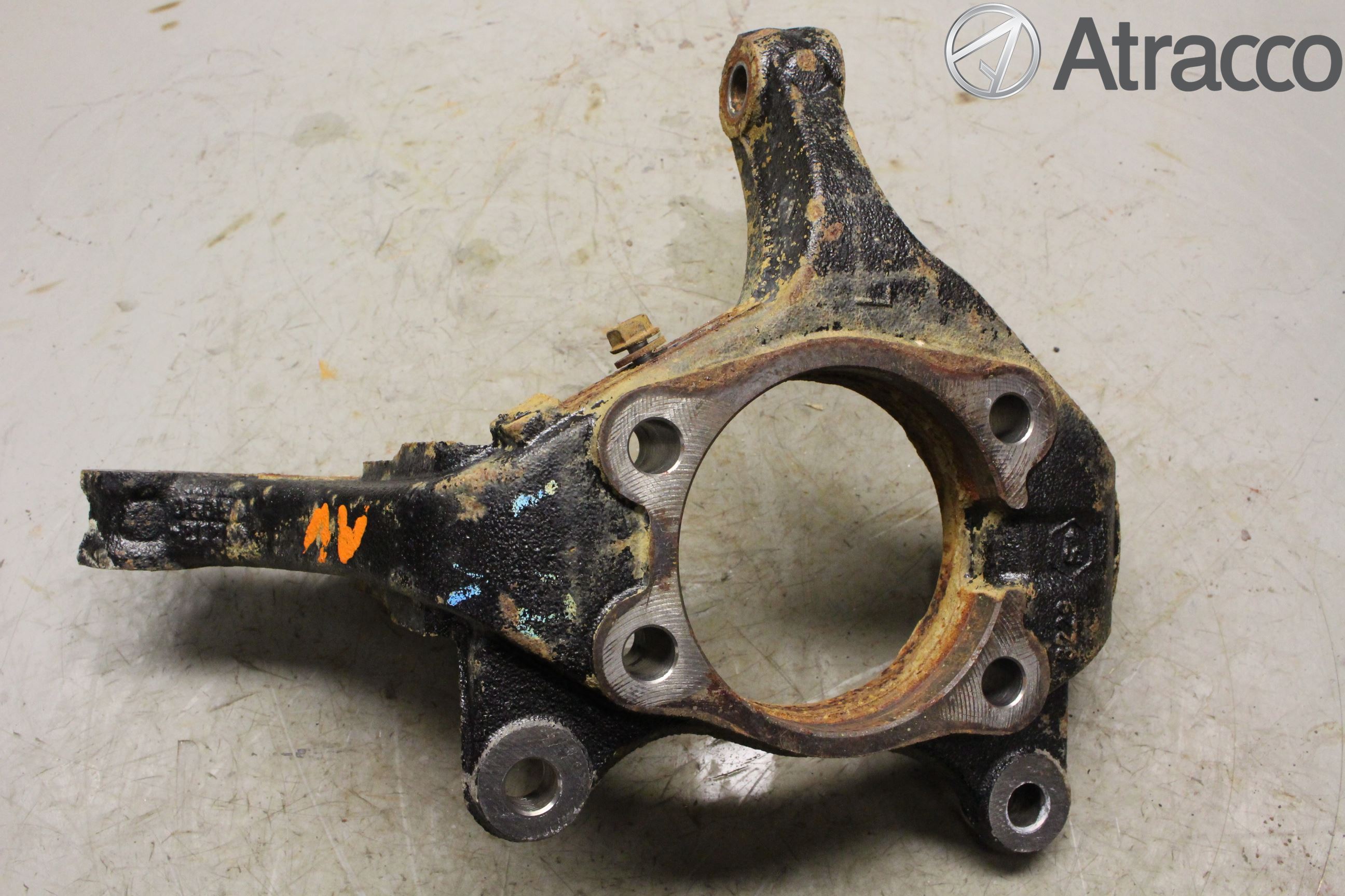 Toyota AURIS 13-19 Styrspindel Lagerhus Vä