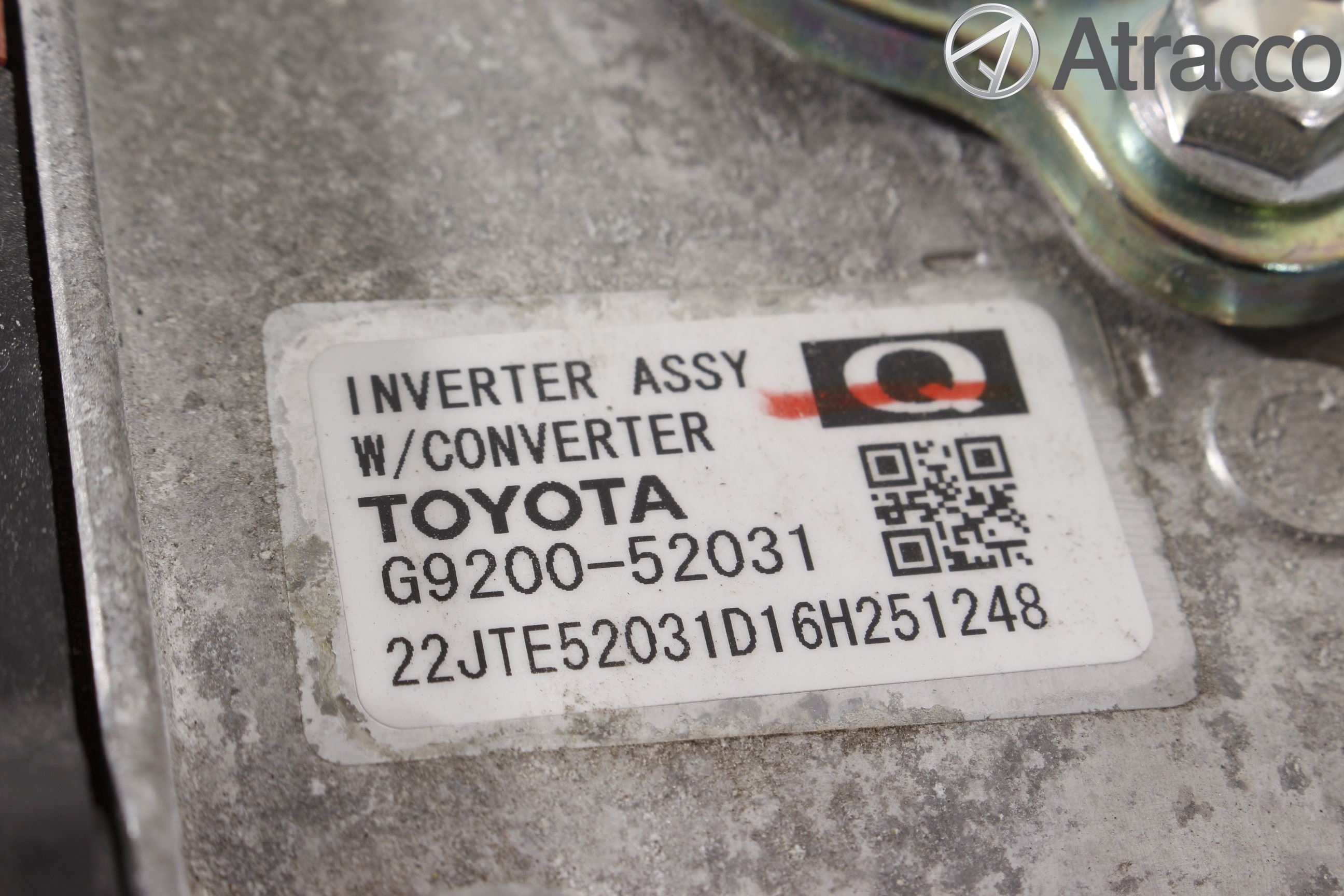 Toyota YARIS XP130 15-20 Hybridconverter