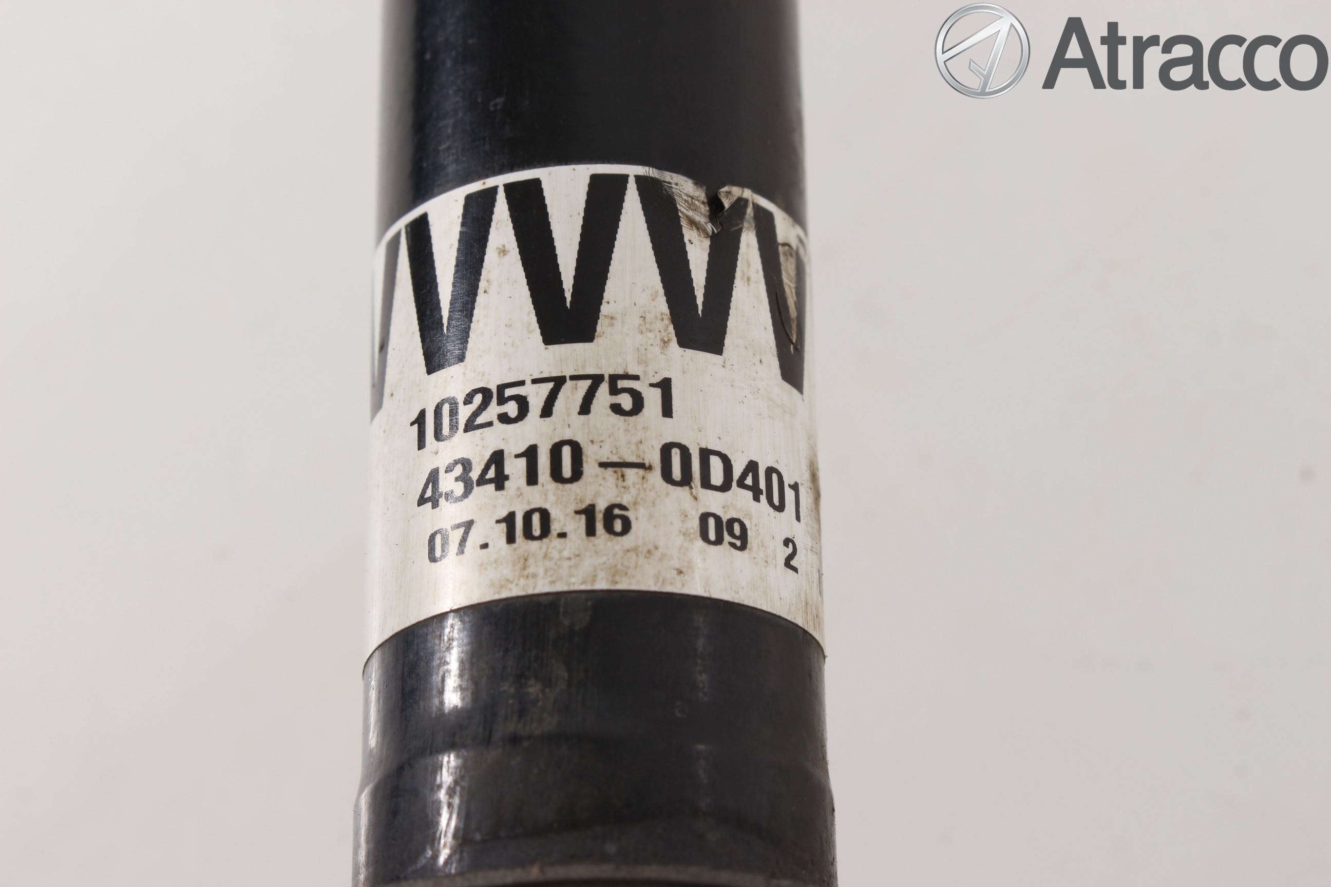 Toyota YARIS XP130 15-20 Drivaxel Fram Höger