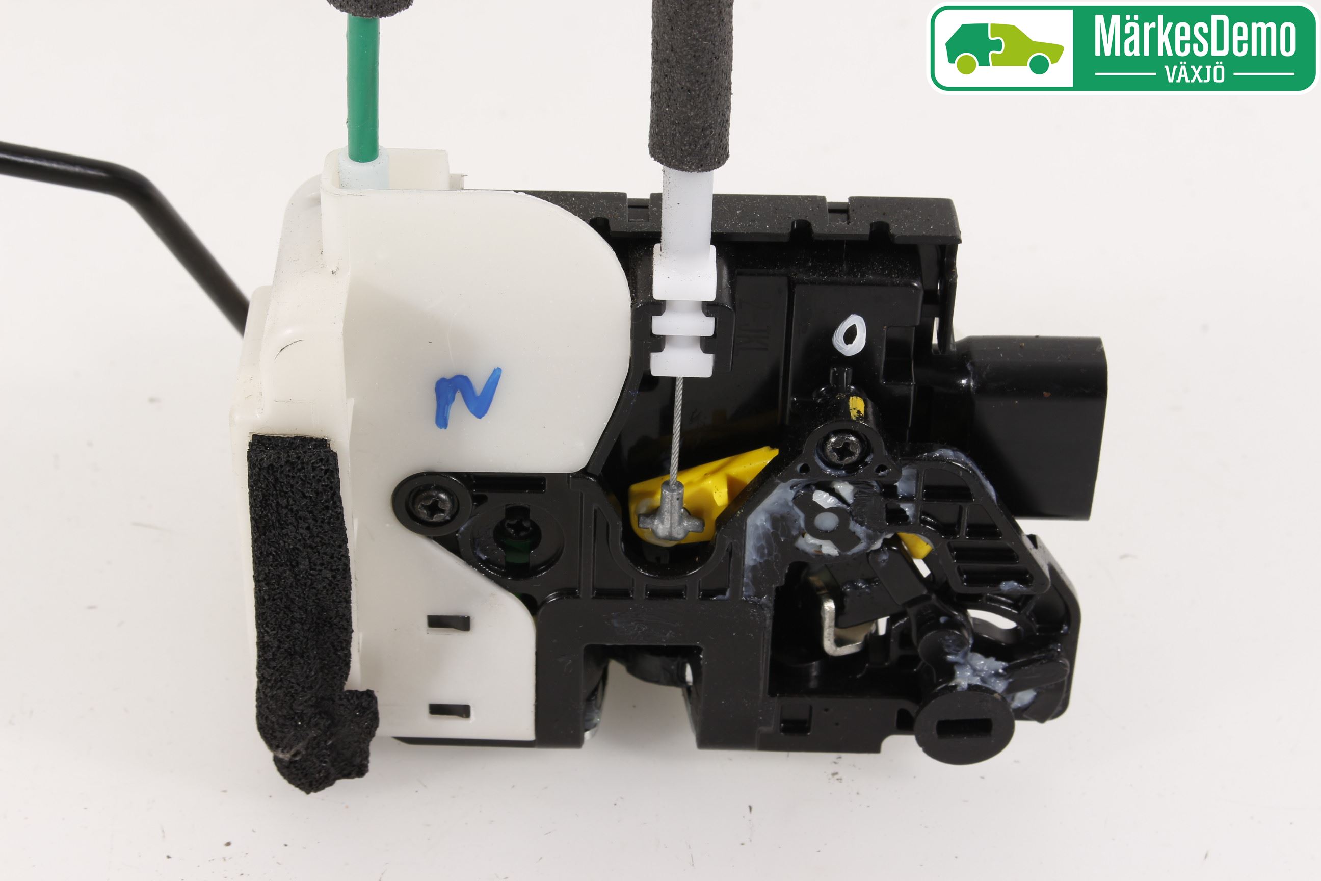 Hyundai i10 BA 14-16 Låskista-Dörrlås