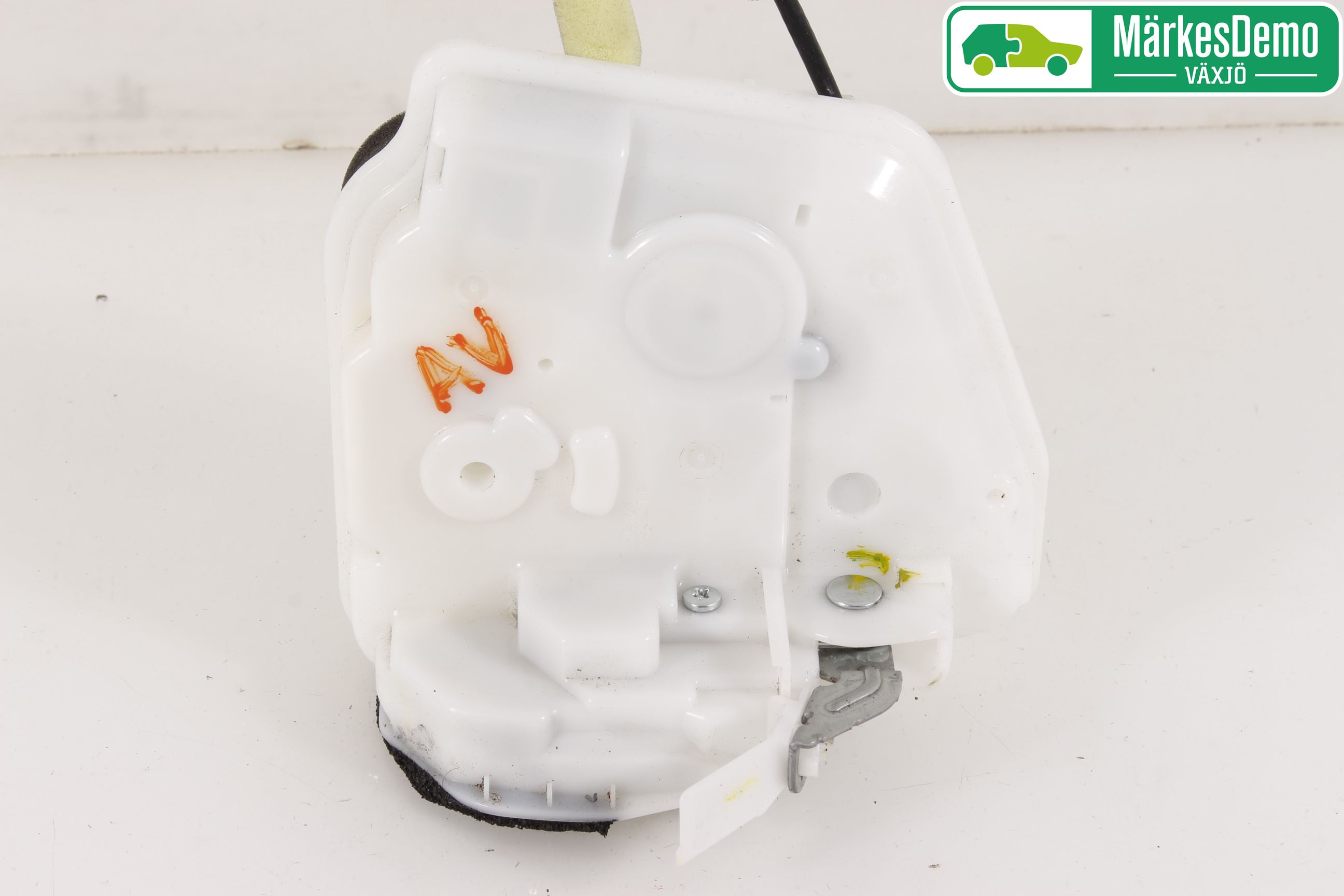 Mazda 2 (DJ) 15-22 Låskista-Dörrlås