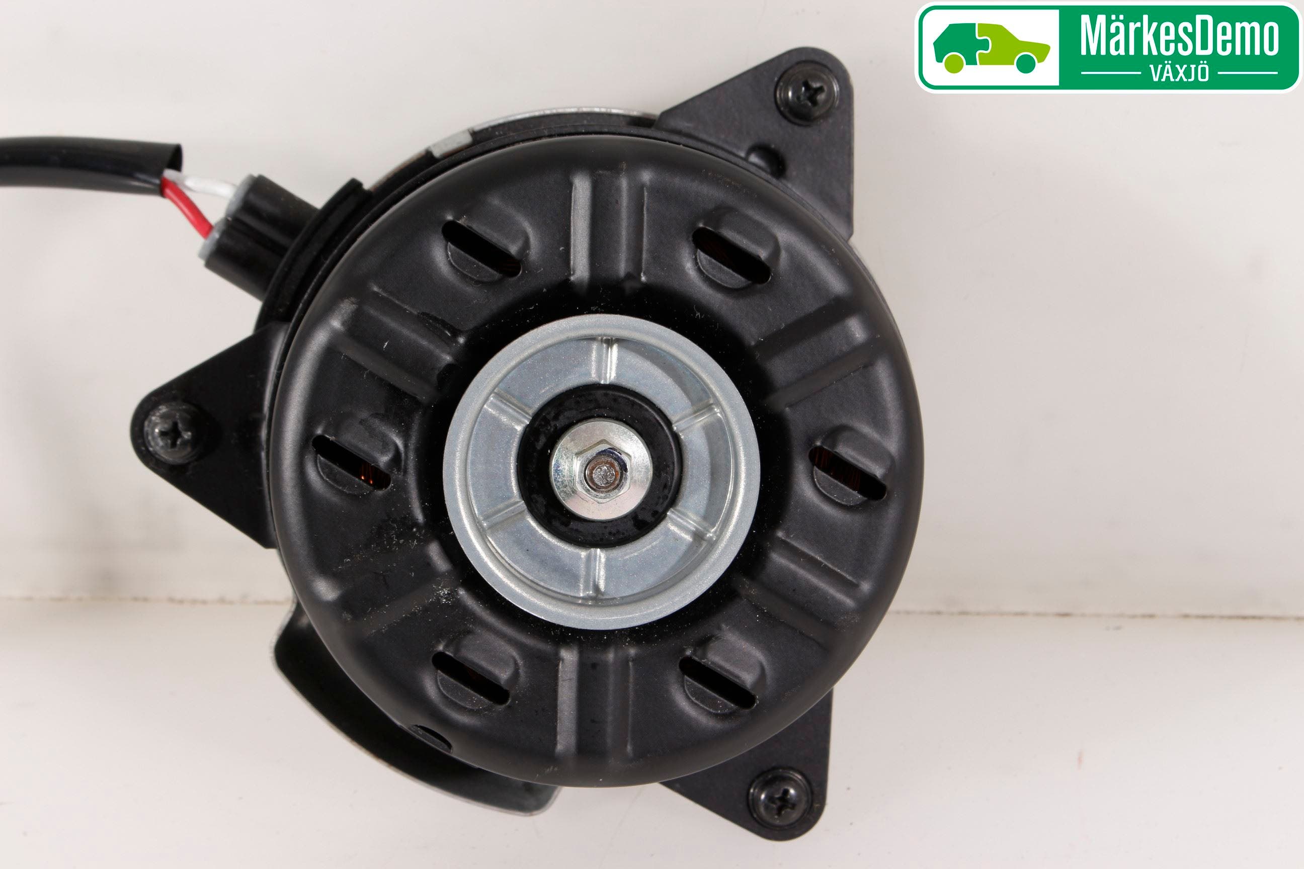 Toyota AURIS 13-19 Kylfläkt El