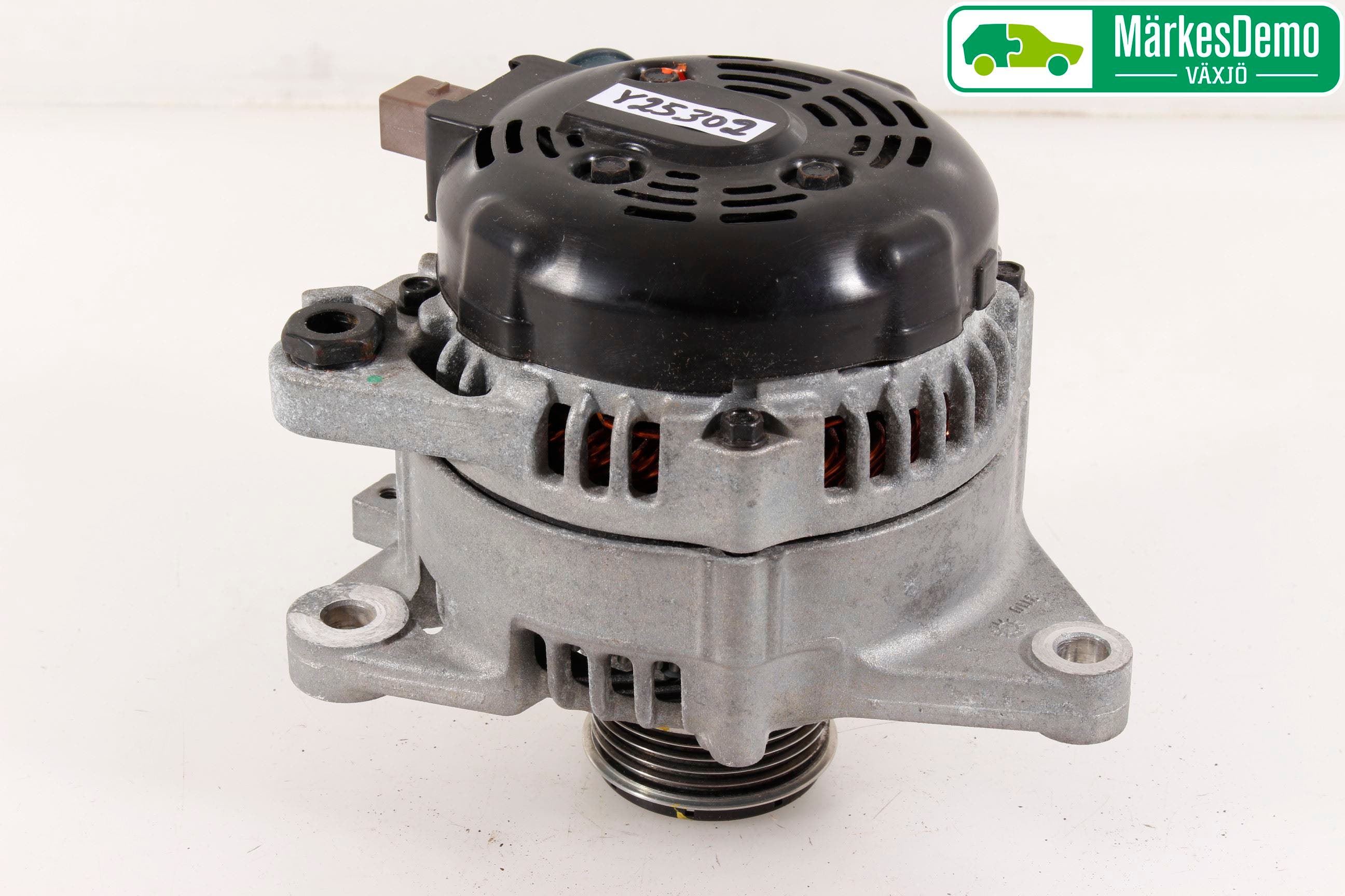 Hyundai i30 GD 13-17 Generator