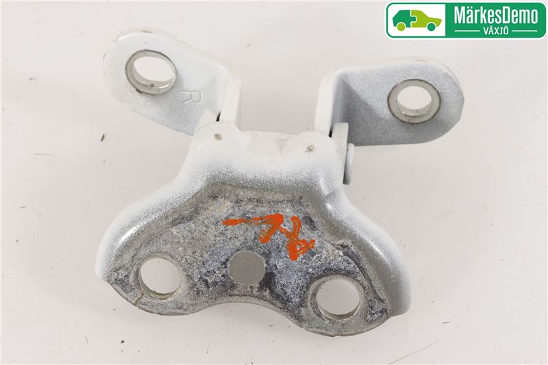 Toyota AURIS 13-19 Dörrgångjärn