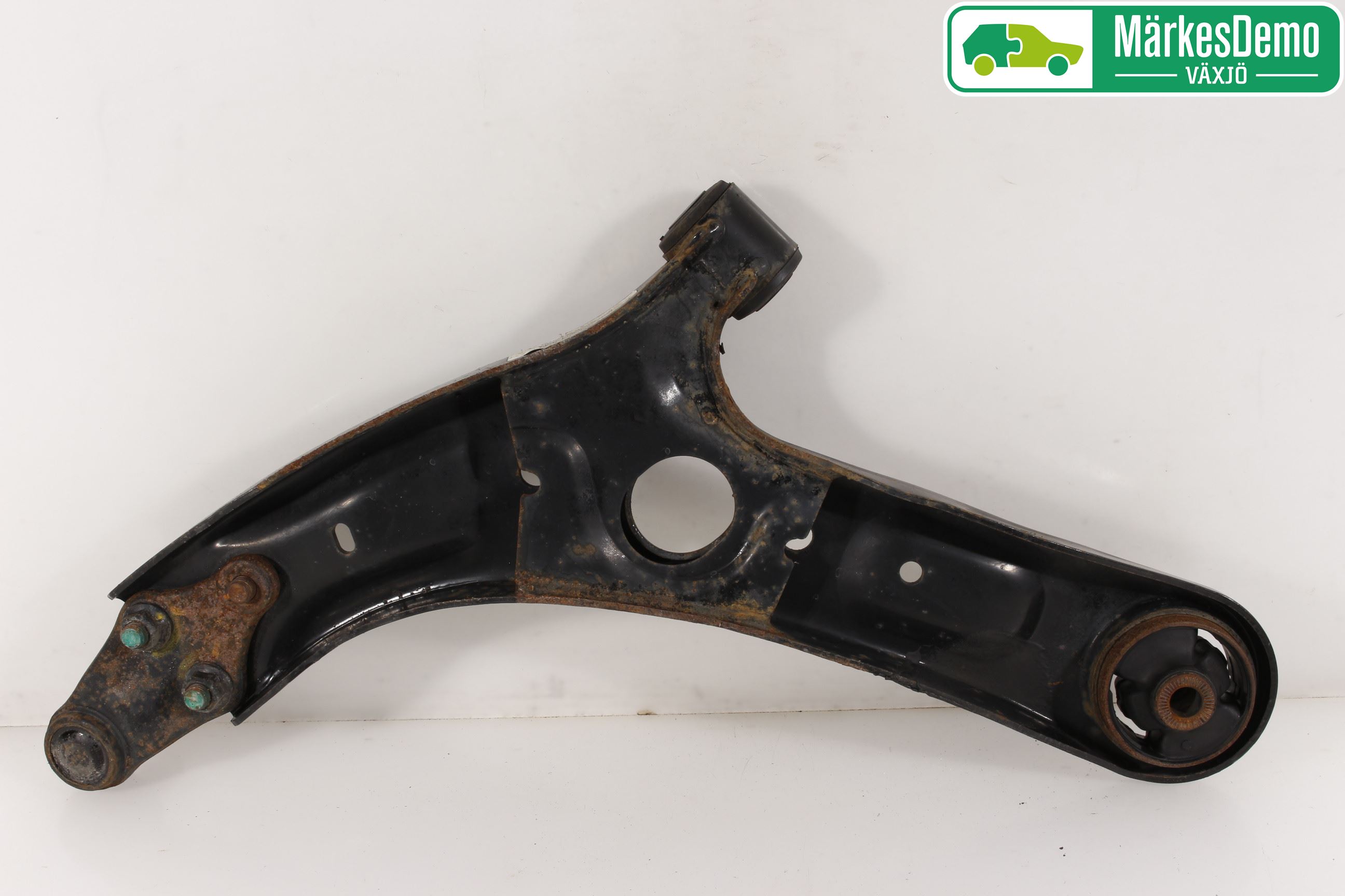 Hyundai i30 GD 13-17 Bärarm Fram Undre Hö