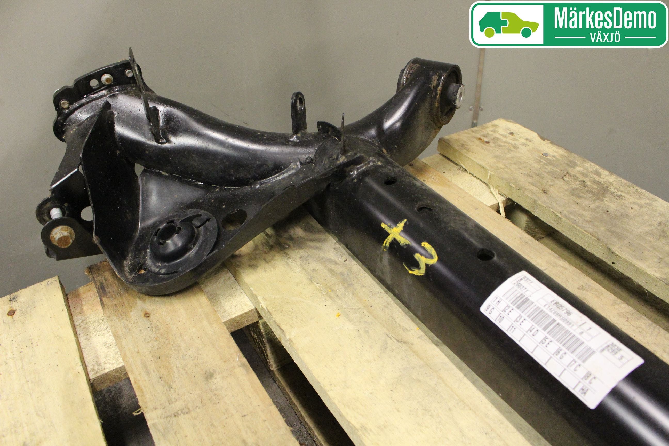 Ford FIESTA 13-17 Bakaxelbalk