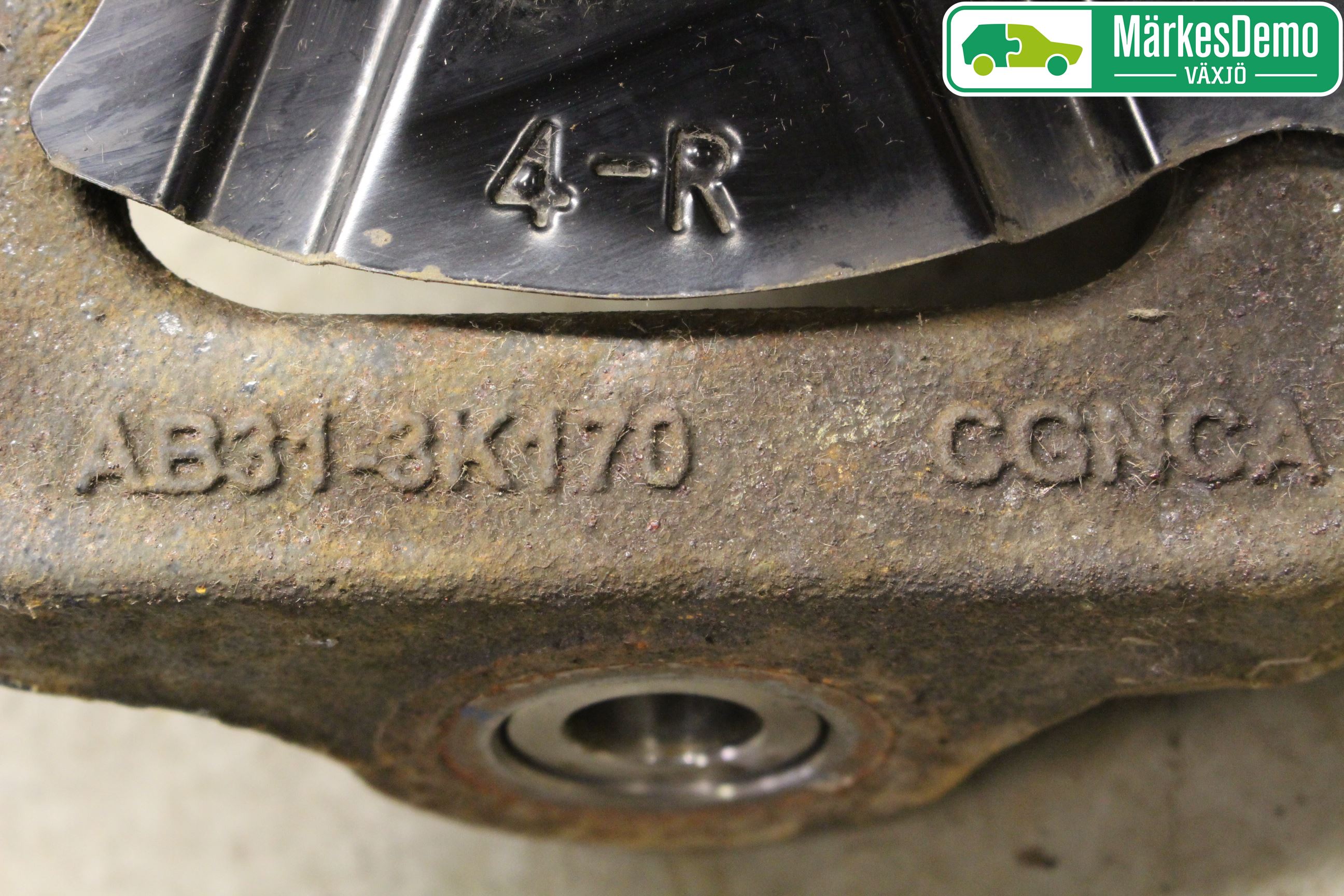 Ford RANGER EU 12-23 Styrspindel Lagerhus Hö