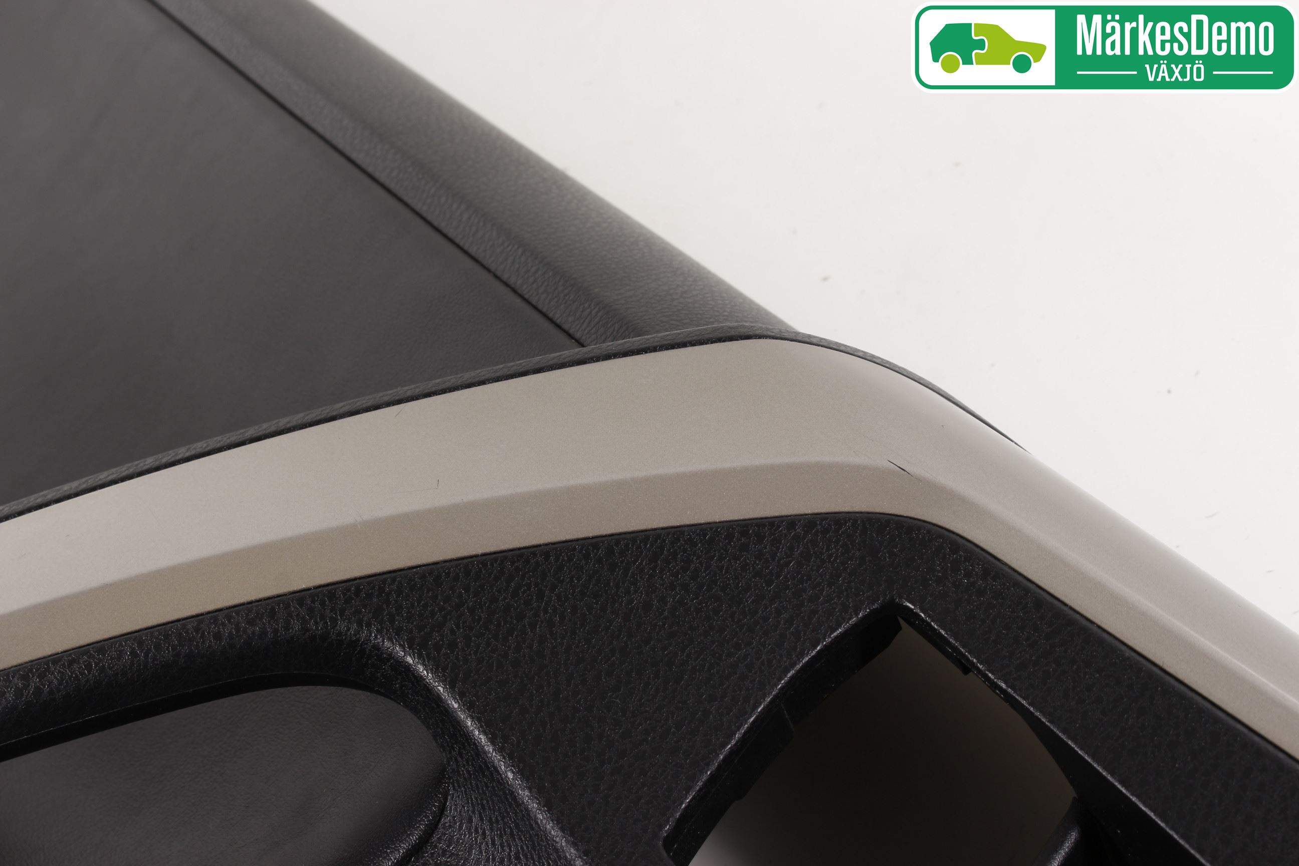 Toyota RAV4 13-18 Dörrklädsel Vä