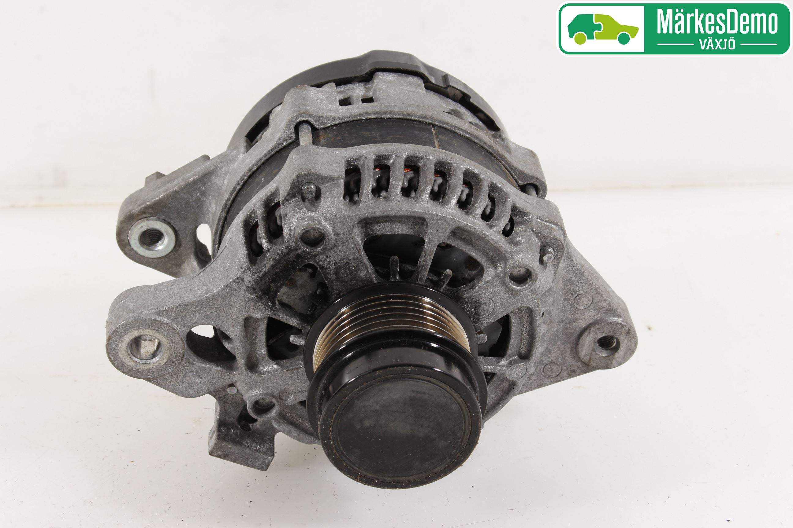 Toyota RAV4 13-18 Generator