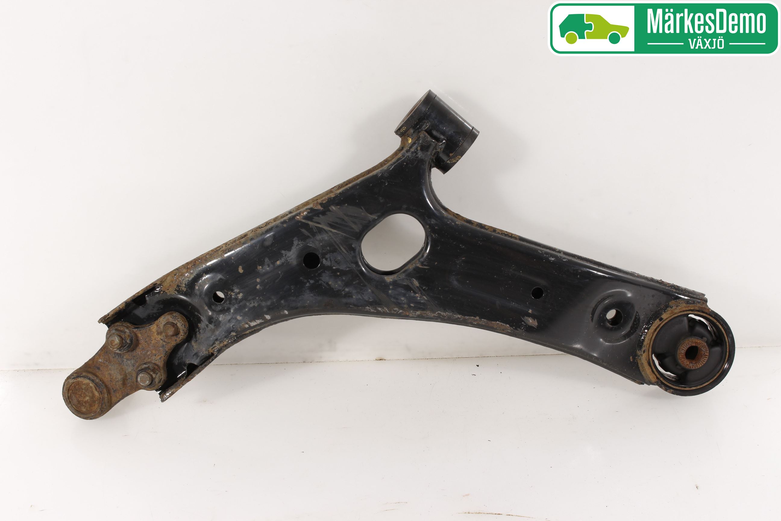 Hyundai ix35 Bärarm Fram Undre Hö