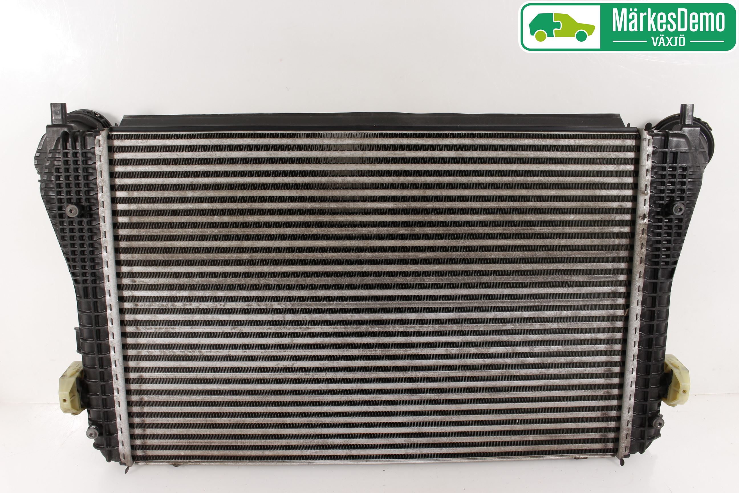 Volkswagen VW PASSAT 05-11 Laddluft-Intercooler Kyl