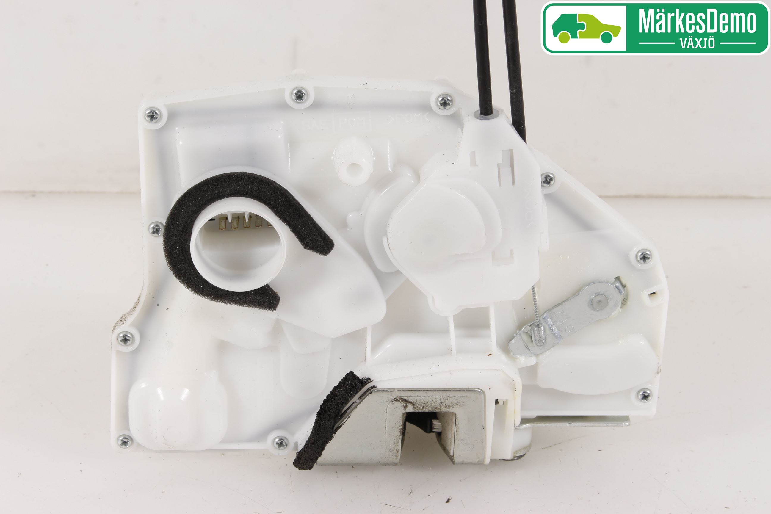 Suzuki SX4 S-CROSS 14-21 Låskista-Dörrlås