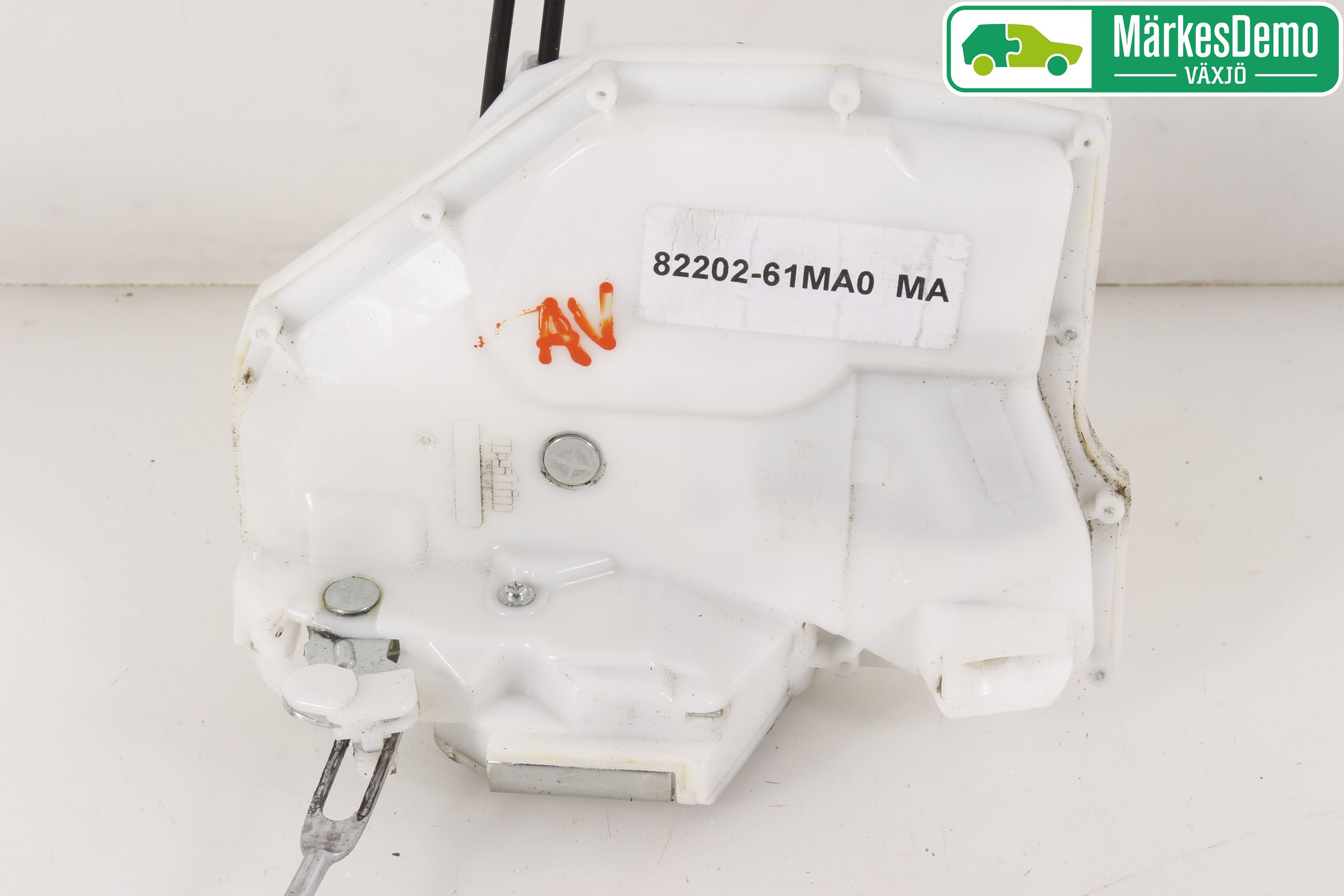 Suzuki SX4 S-CROSS 14-21 Låskista-Dörrlås